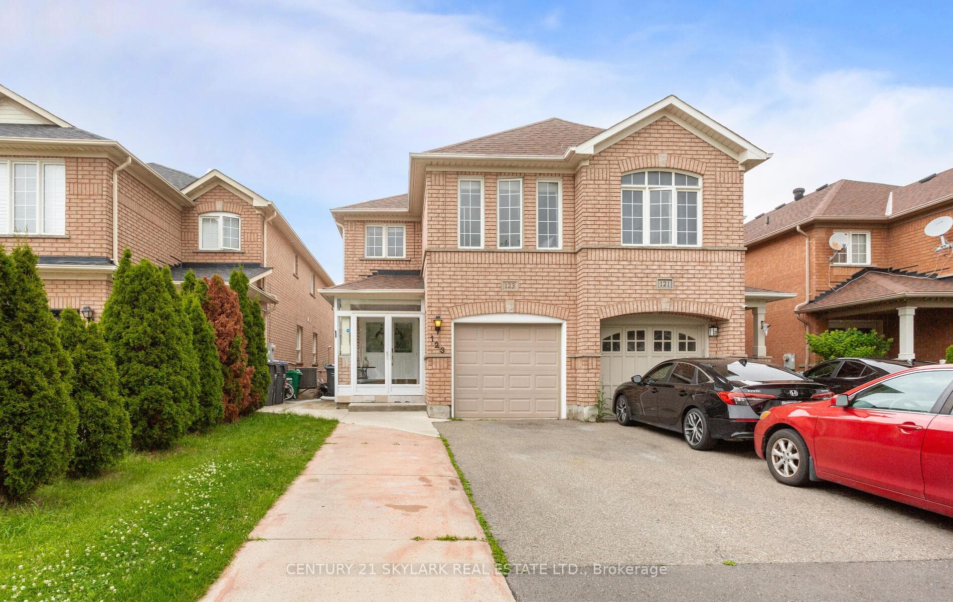 123 Tiller Trail, Brampton
