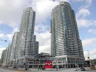 8 York Street Unit 1810, Downtown Toronto / Waterfront, ON M5J 1R2 - Photo 1