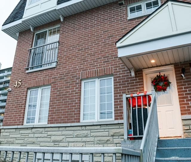 45 Cedarcroft Boulevard Unit 5, Thornhill / Willowdale, ON M2R 3Y2 - Photo 1