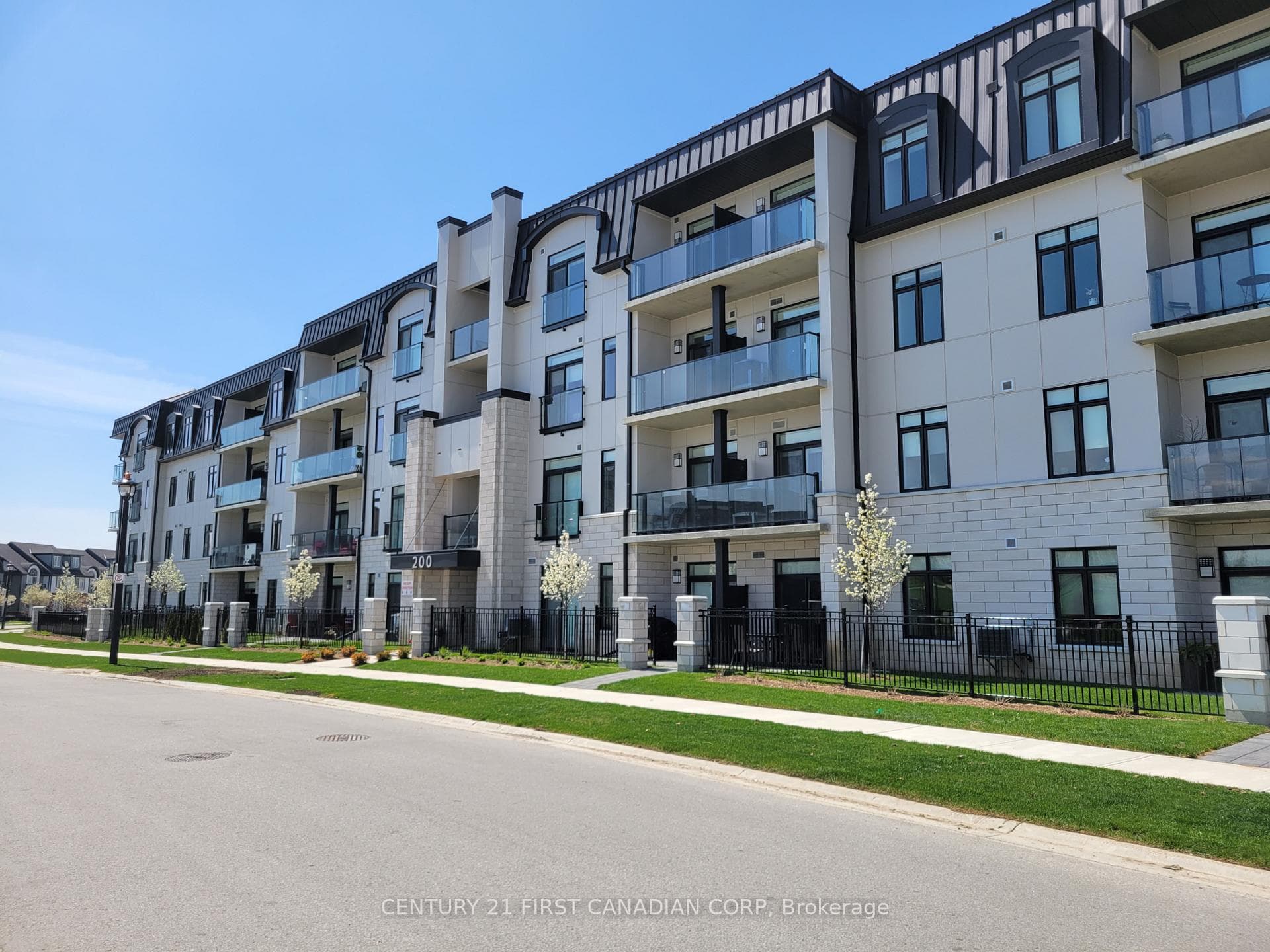 200 Callaway Road Unit 206, London North, ON N6G 3X6 - Photo 1