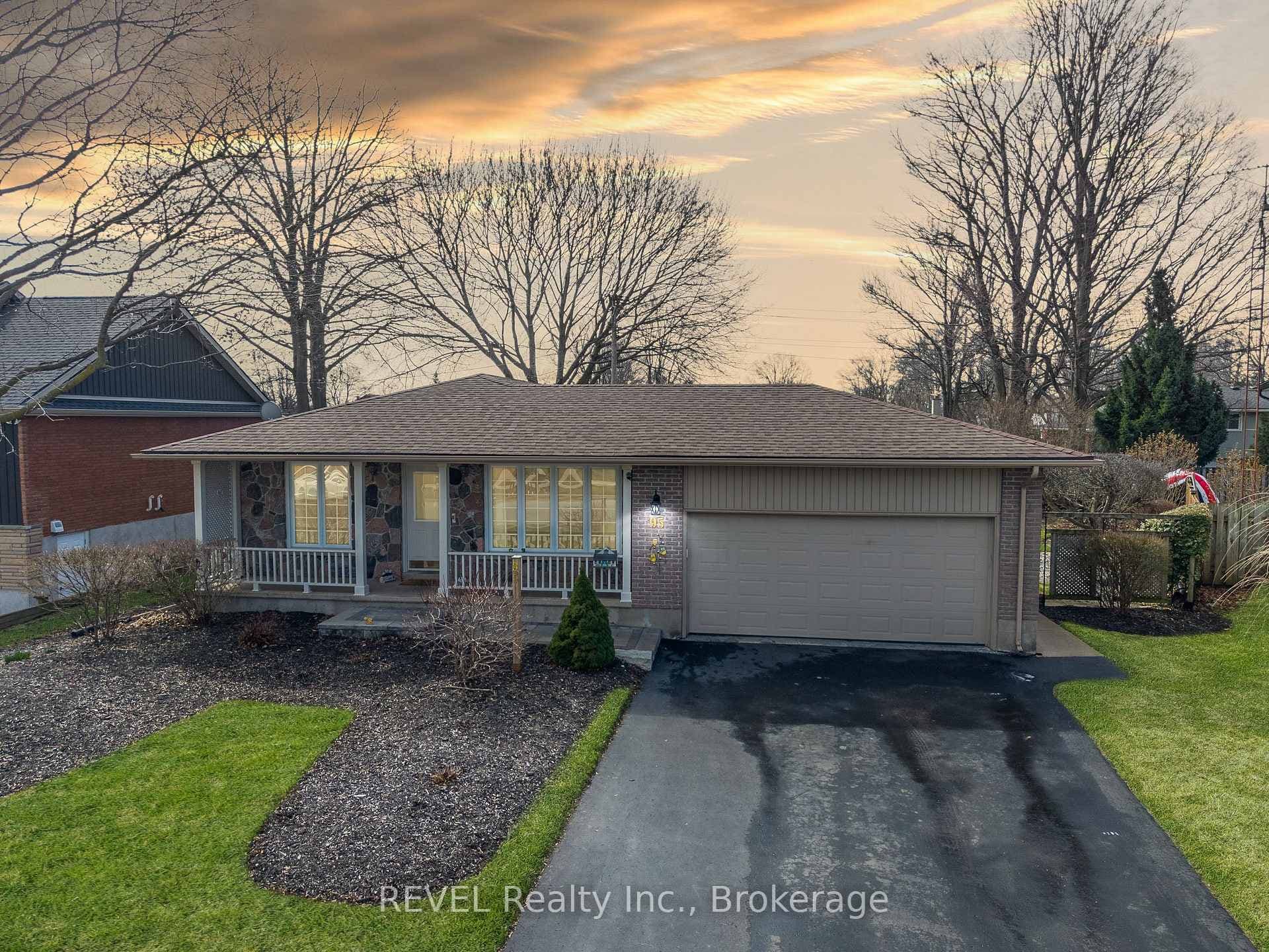 95 LOYALIST Drive, Welland, ON L3C 2X9 - Photo 1