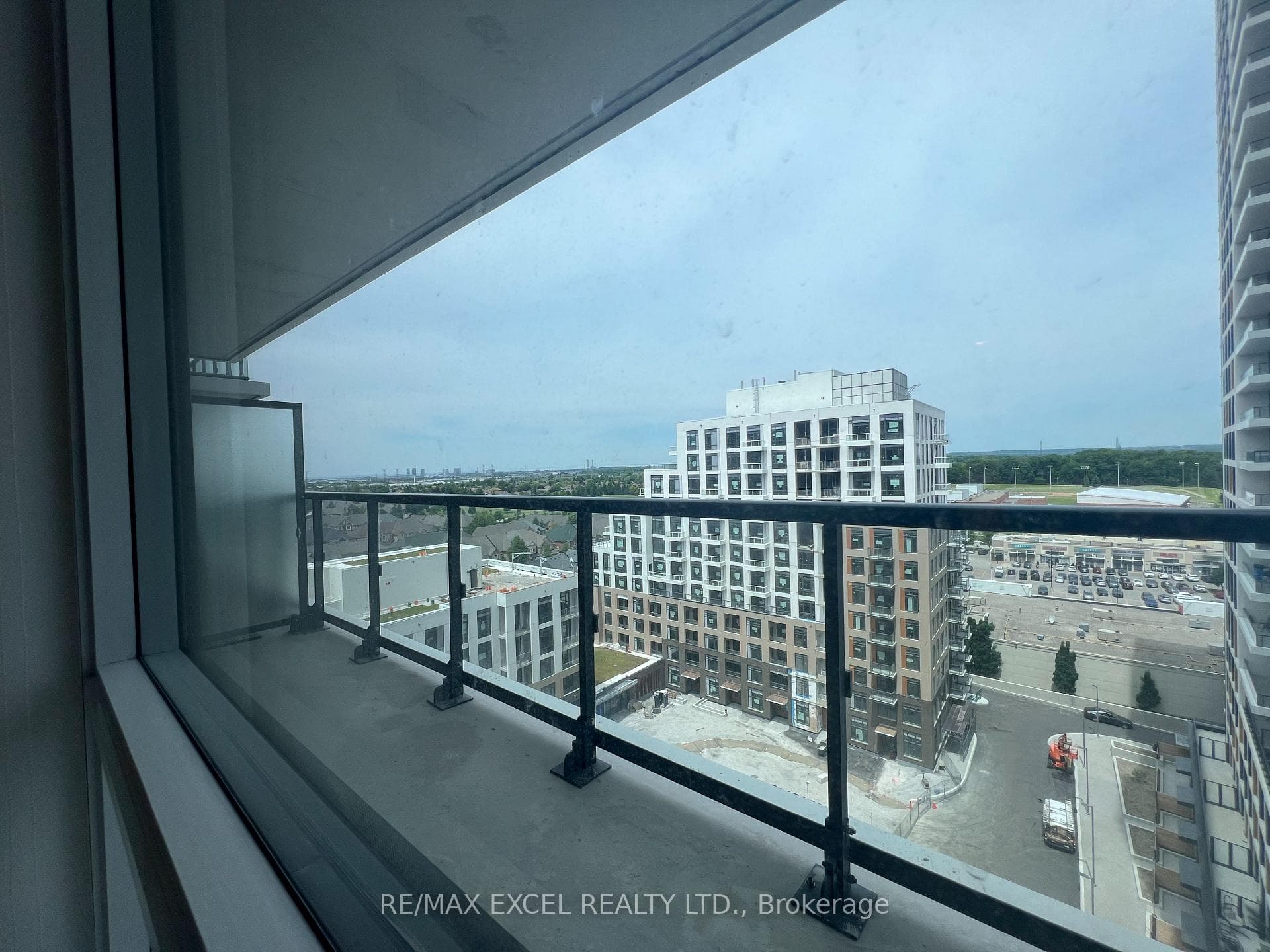 7950 BATHURST Street Unit 1126, Vaughan