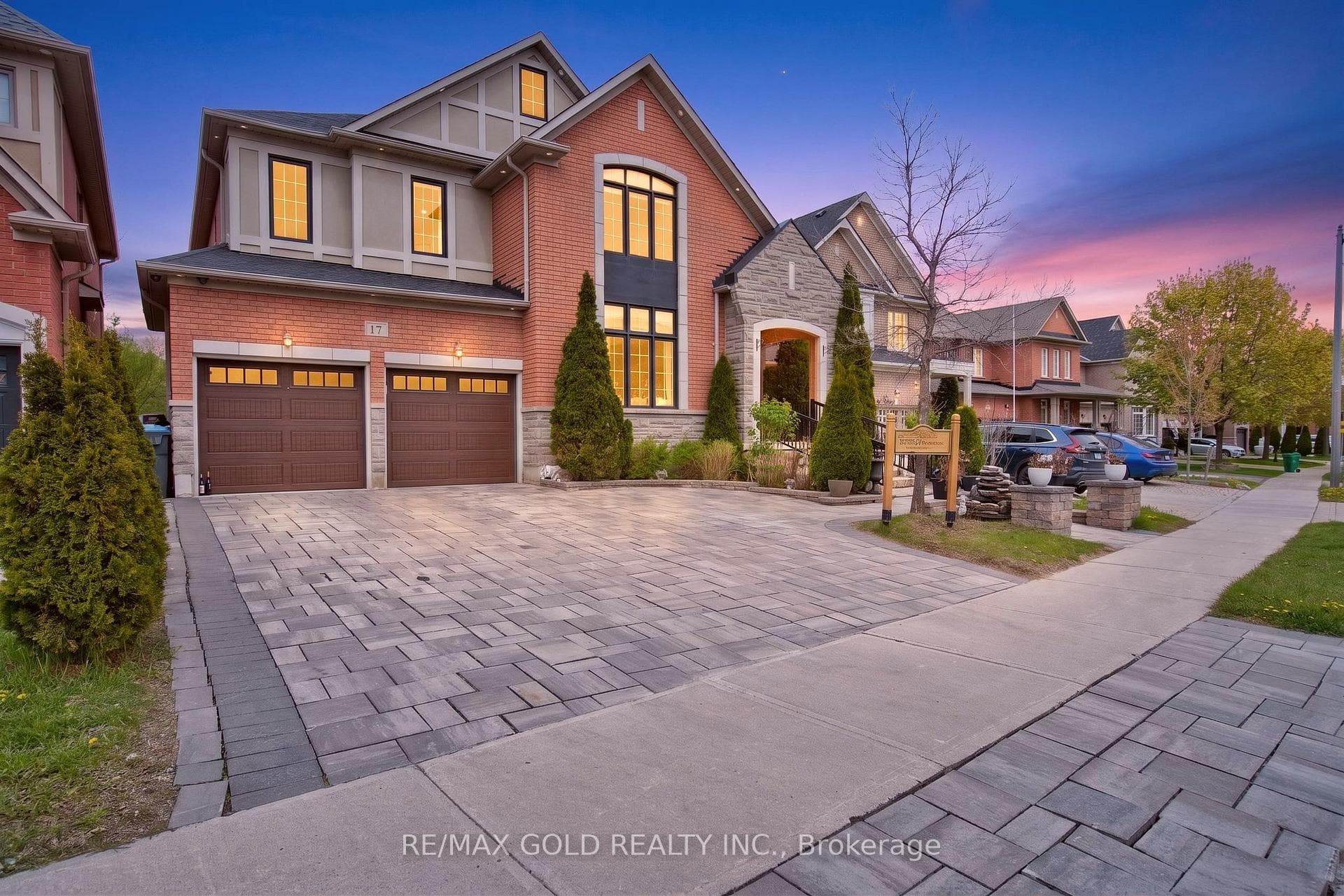 17 Maisonneuve Boulevard, Brampton, ON L6P 1W8 - Photo 1