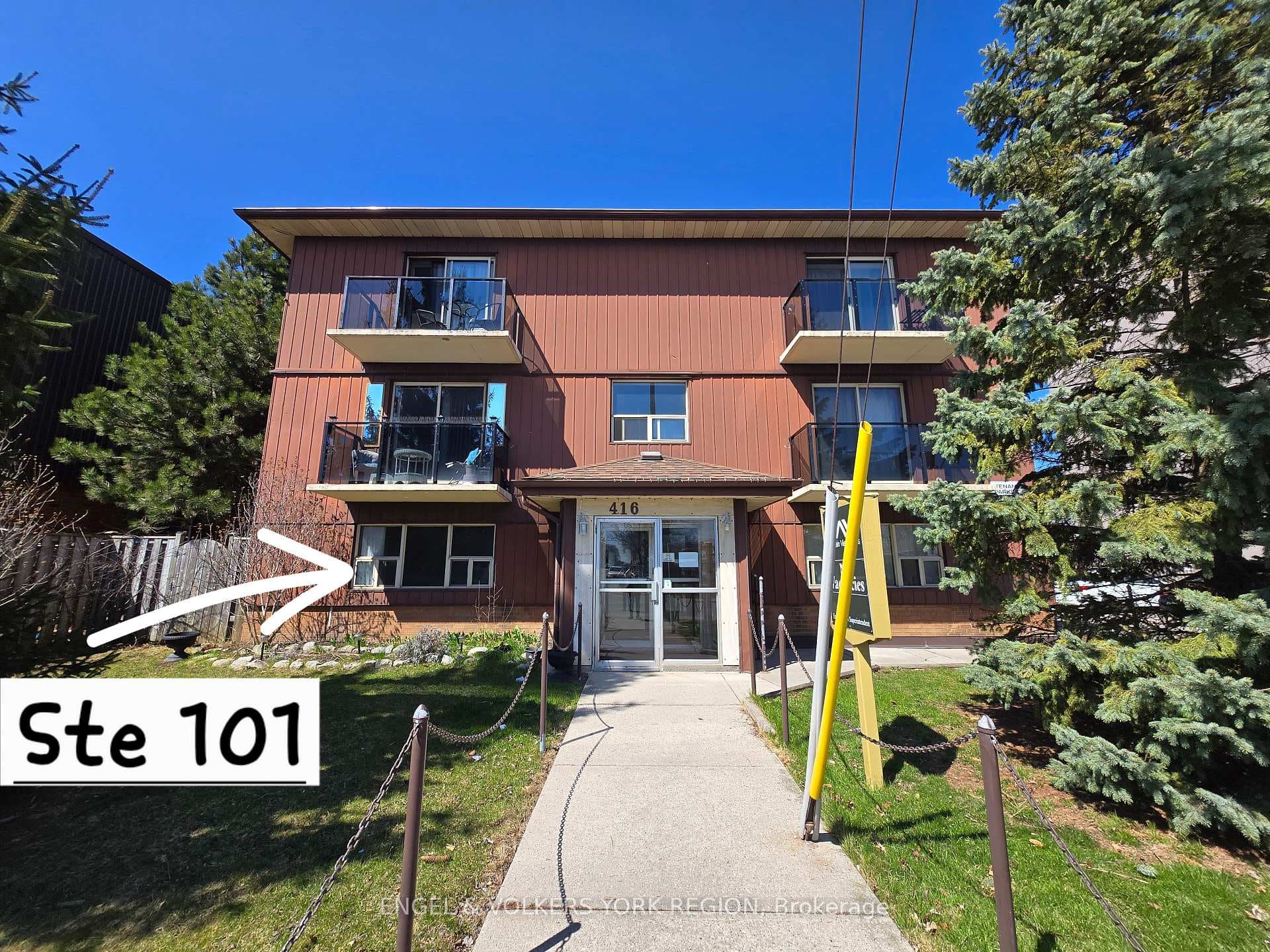 416 E 42nd Street Unit 101, Hamilton, ON L8T 3A9 - Photo 1