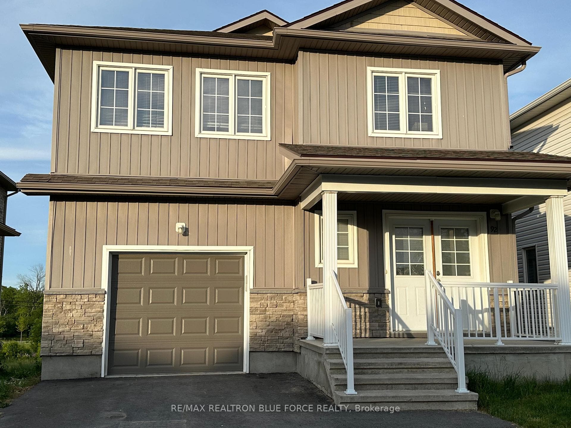 92 Brennan Crescent, Loyalist