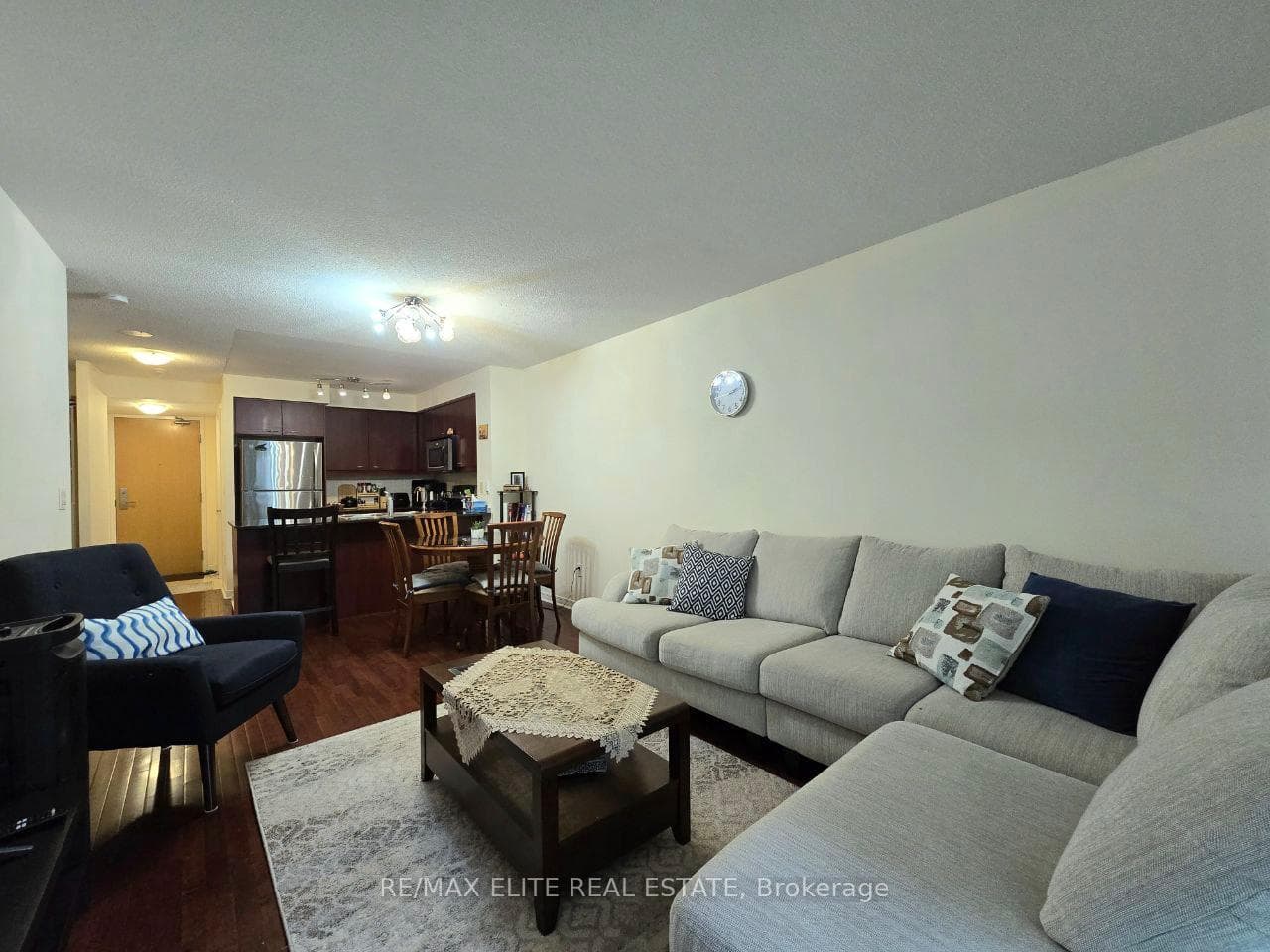 Living & Dining Room