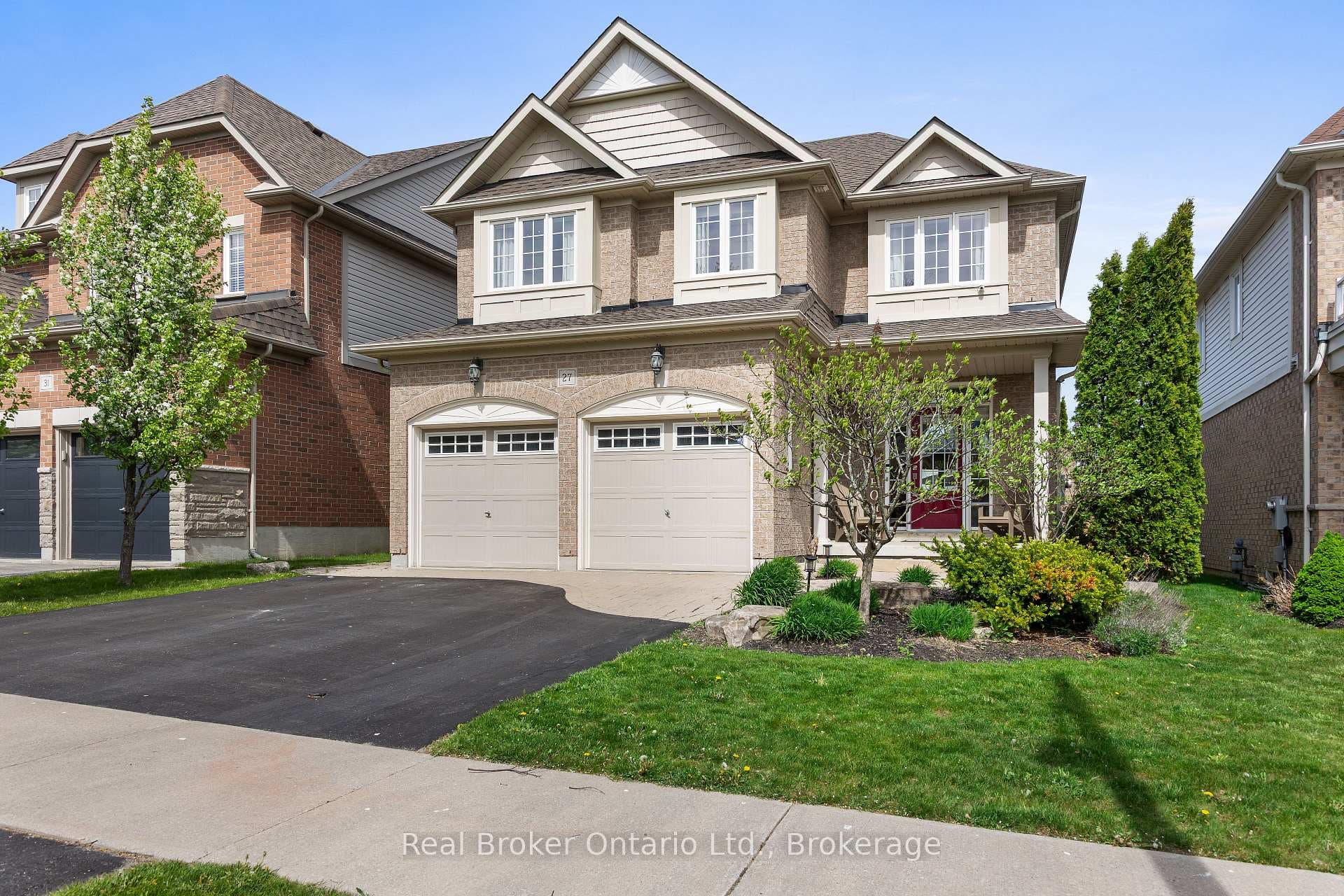27 Goodall Crescent, Clarington