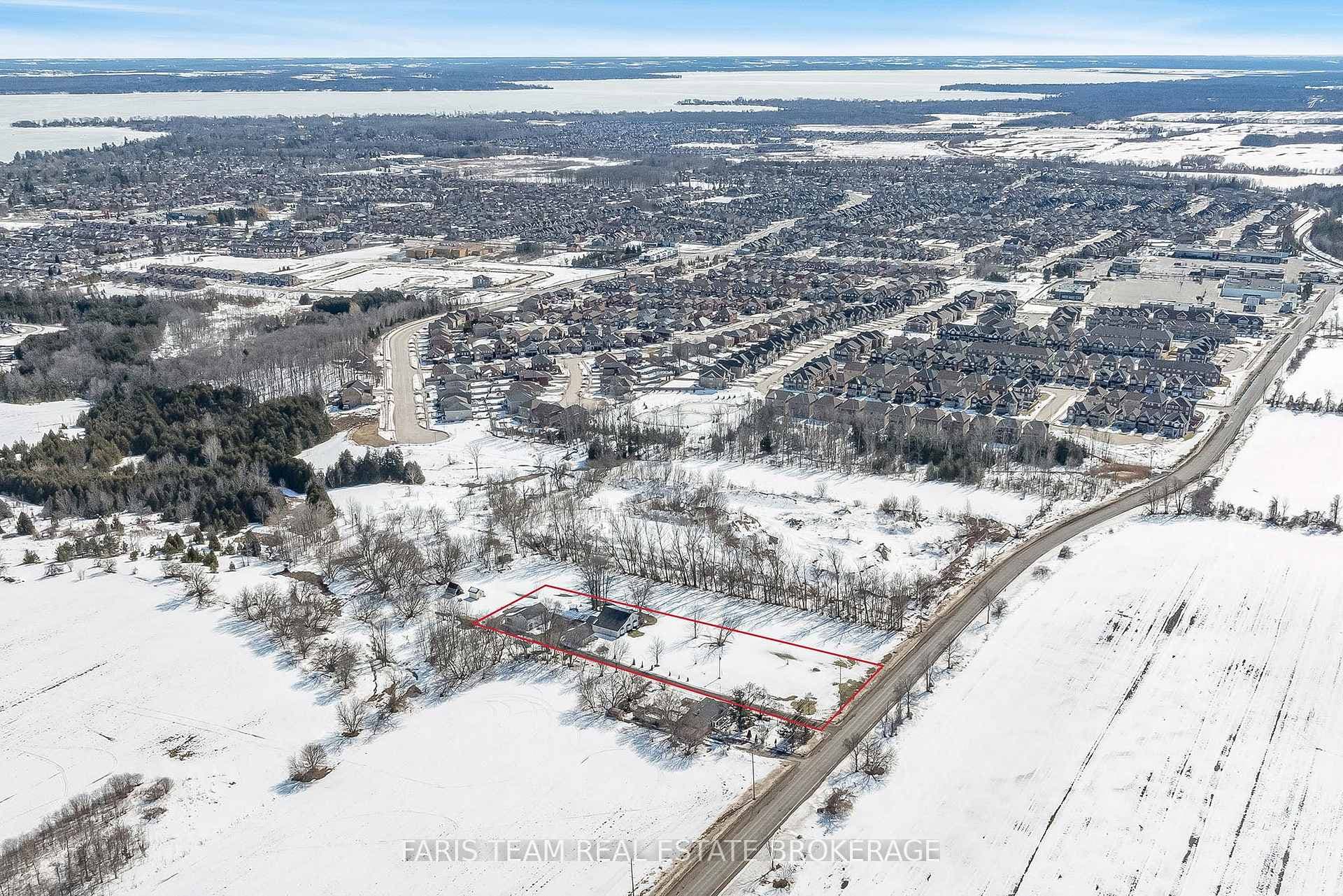 2351 20th Side Road, Innisfil, ON L9S 4J1 - Photo 1