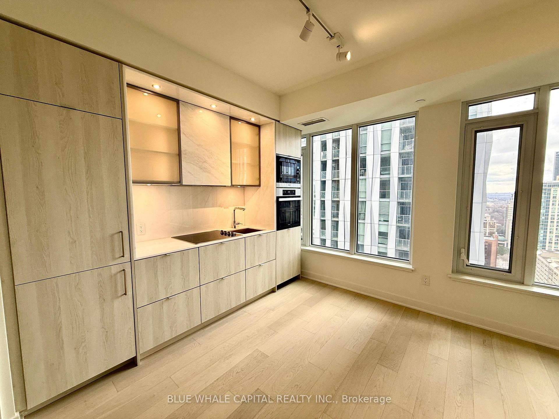 11 Yorkville Avenue Unit 2608, Toronto C02