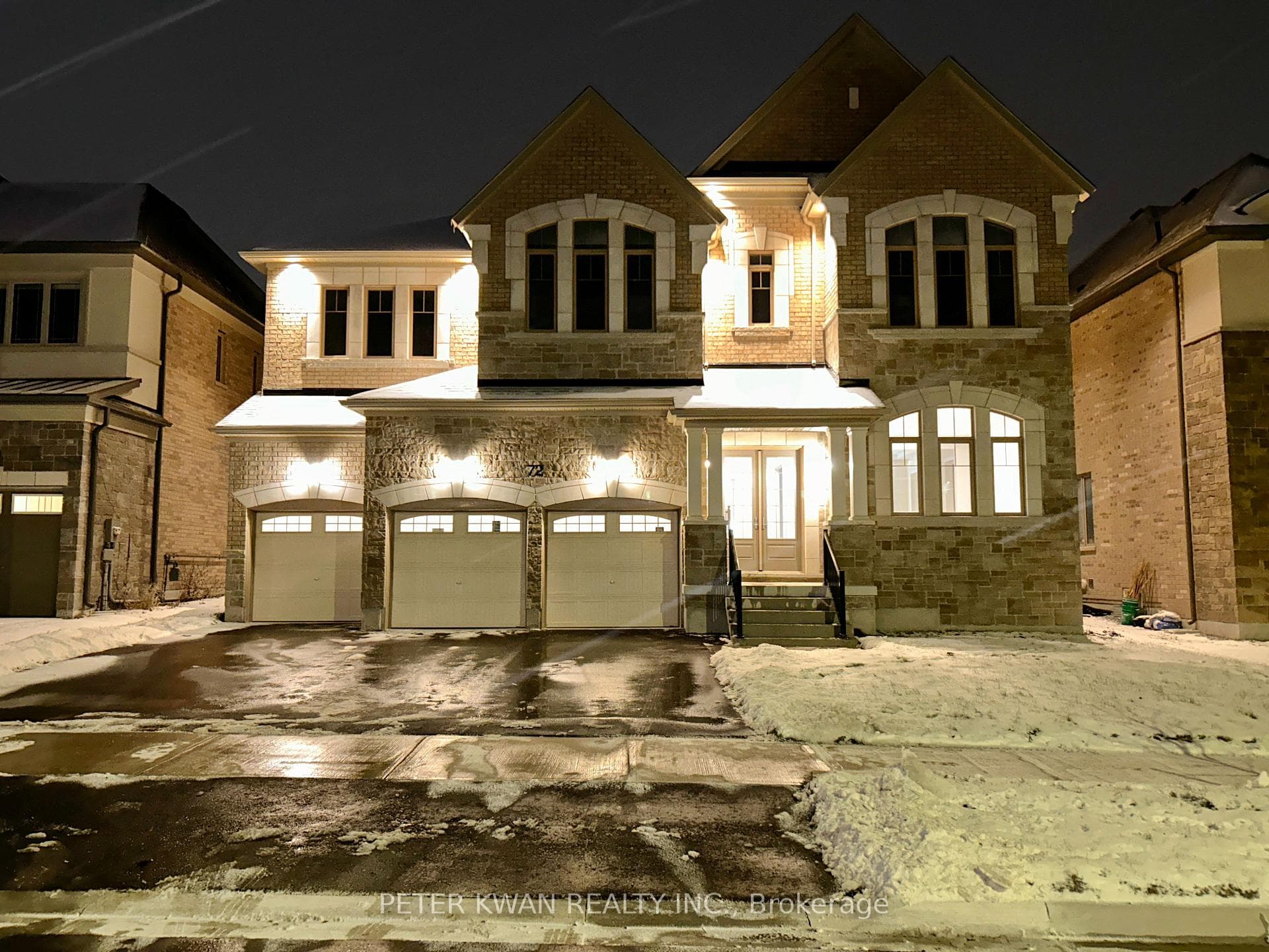 72 Silk Twist Drive, East Gwillimbury, ON L9N 0W4 - Photo 1