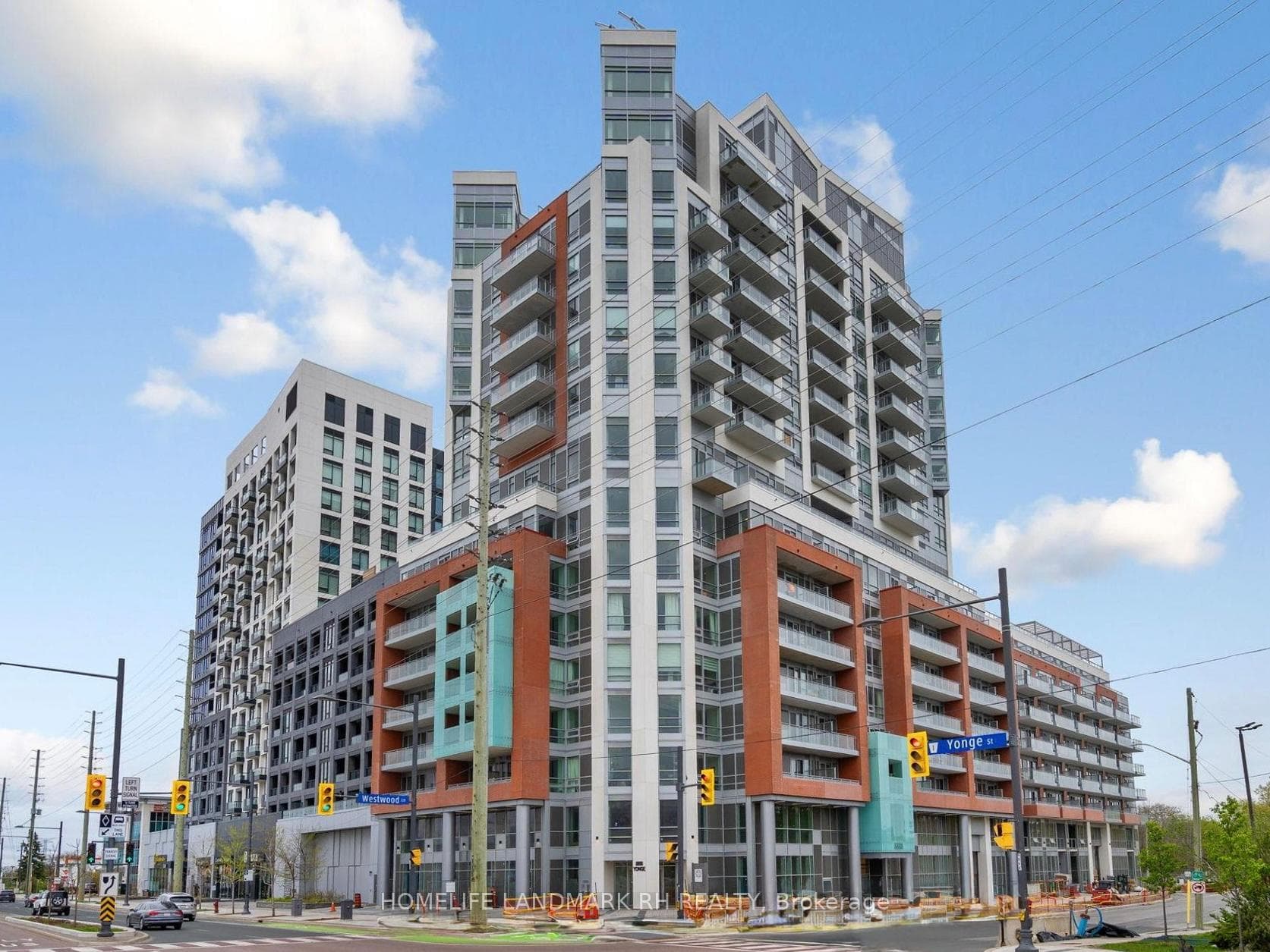 8888 YONGE Street Unit 715, Richmond Hill, ON L4C 5V6 - Photo 1
