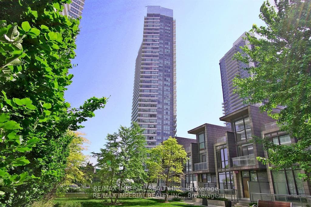 115 Mcmahon Drive Unit 3102, Toronto C15