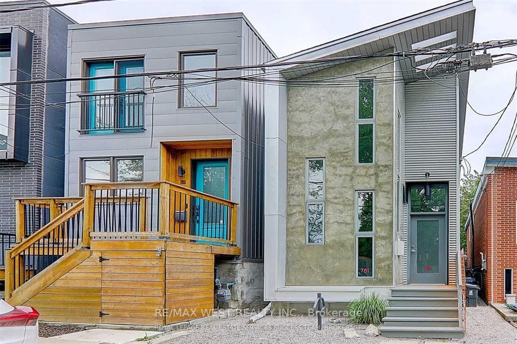 781 Craven Road, Riverdale / Leslieville, ON M4L 2Z7 - Photo 1