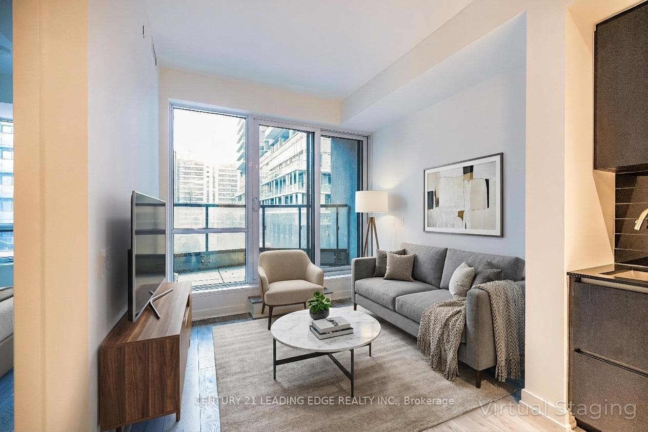 110 Broadway Avenue Unit 201S, Leaside / Davisville, ON M4P 1V7 - Photo 1