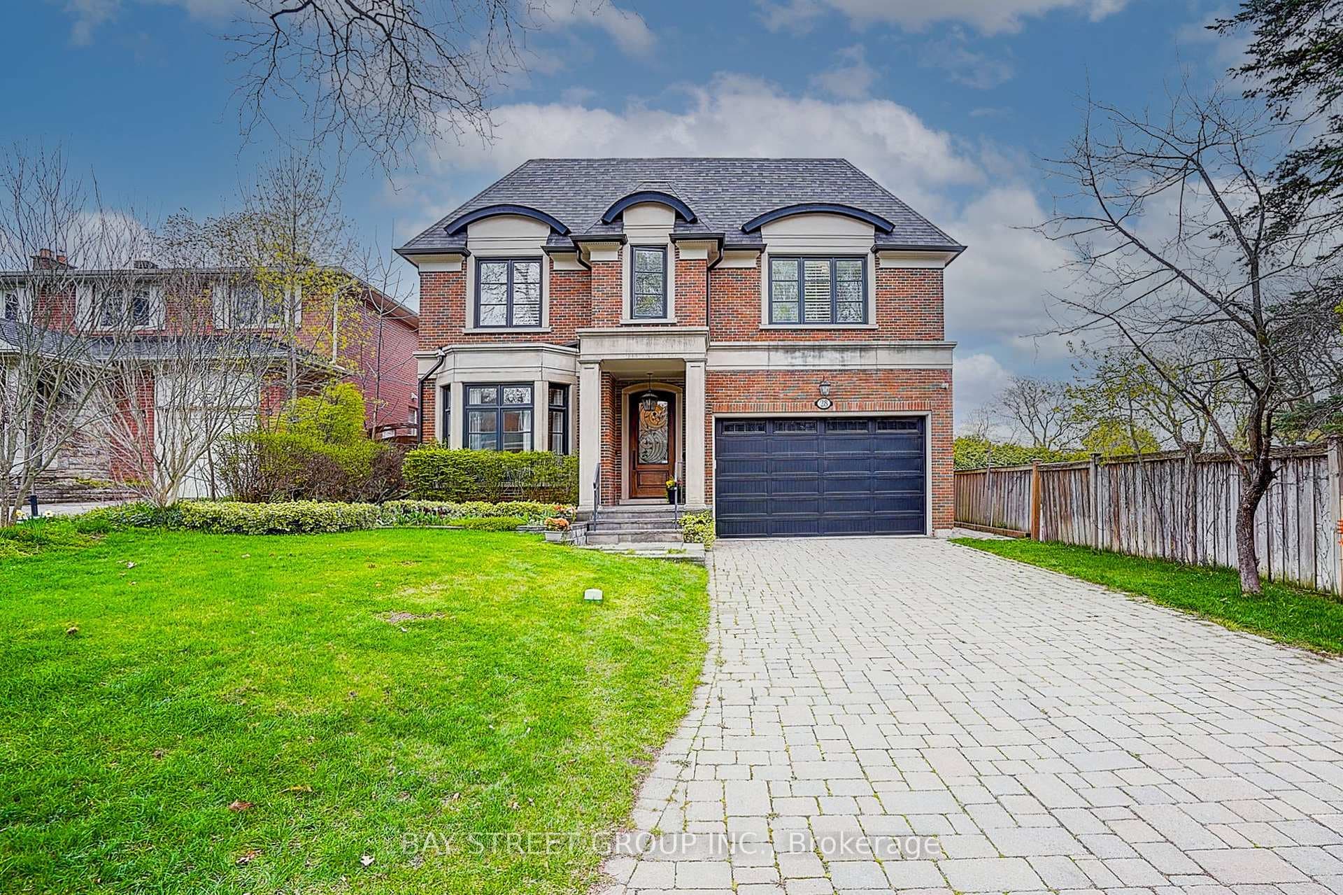 28 Carnwath Crescent, Bridle Path / York Mills / Hoggs Hollow, ON M2P 1J5 - Photo 1