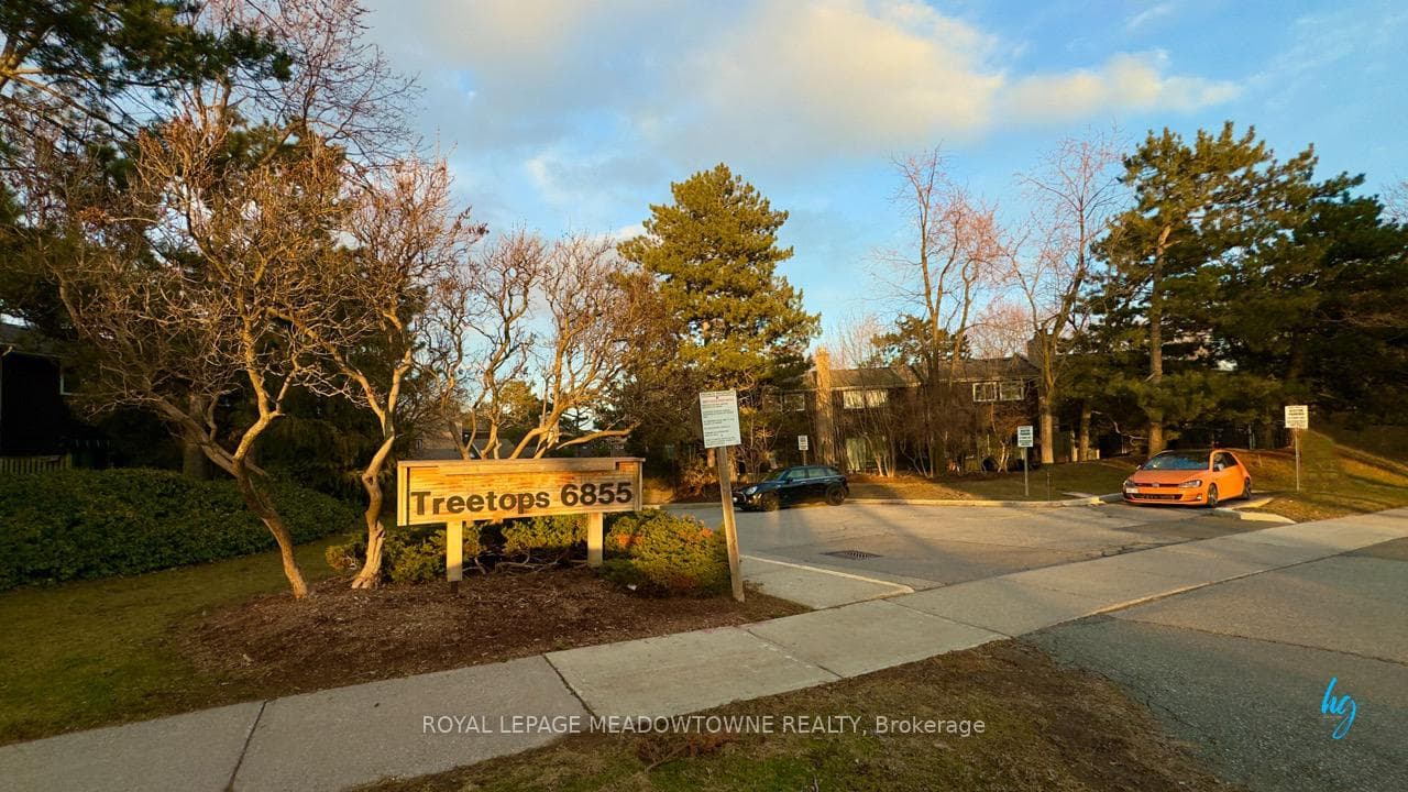 6855 Glen Erin Drive Unit 14, Mississauga, ON L5N 1P6 - Photo 1