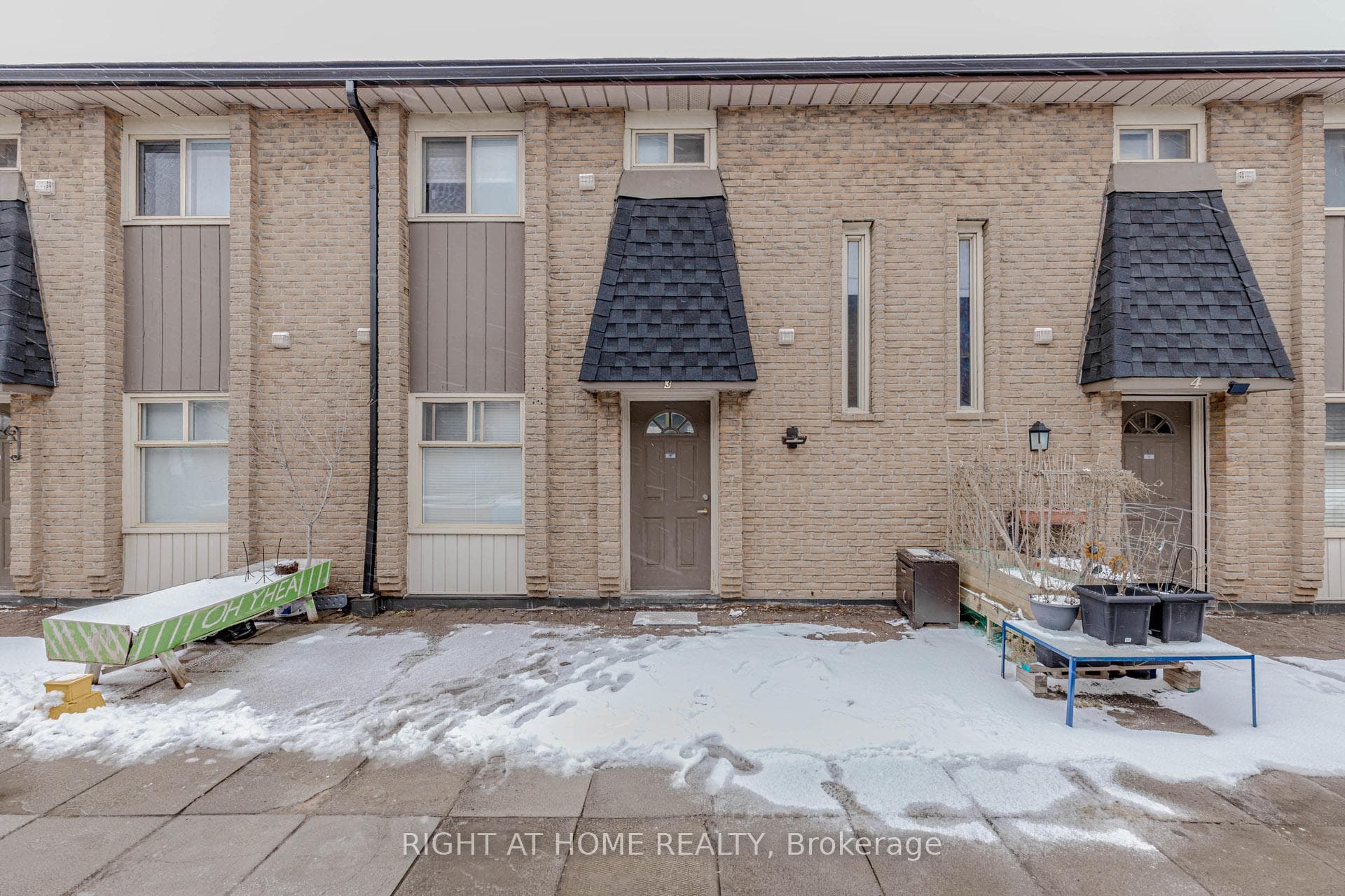 40 Rexdale Boulevard Unit 3, Etobicoke (West Mall / Rexdale), ON M9W 5Z3 - Photo 1