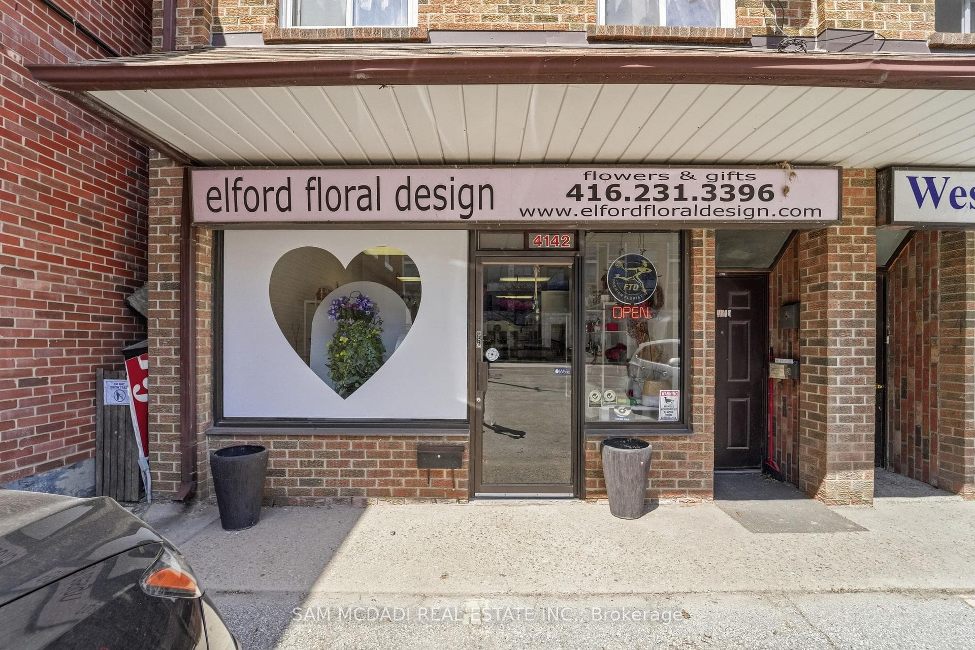 4142 Dundas Street, Etobicoke (Islington / Rexdale), ON M8X 1X3 - Photo 1