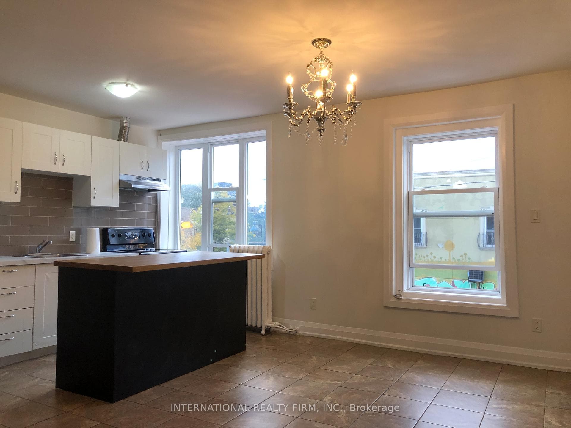 1262 Bloor Street Unit 2B, Bloor West Village / Swansea, ON M6H 1N5 - Photo 1