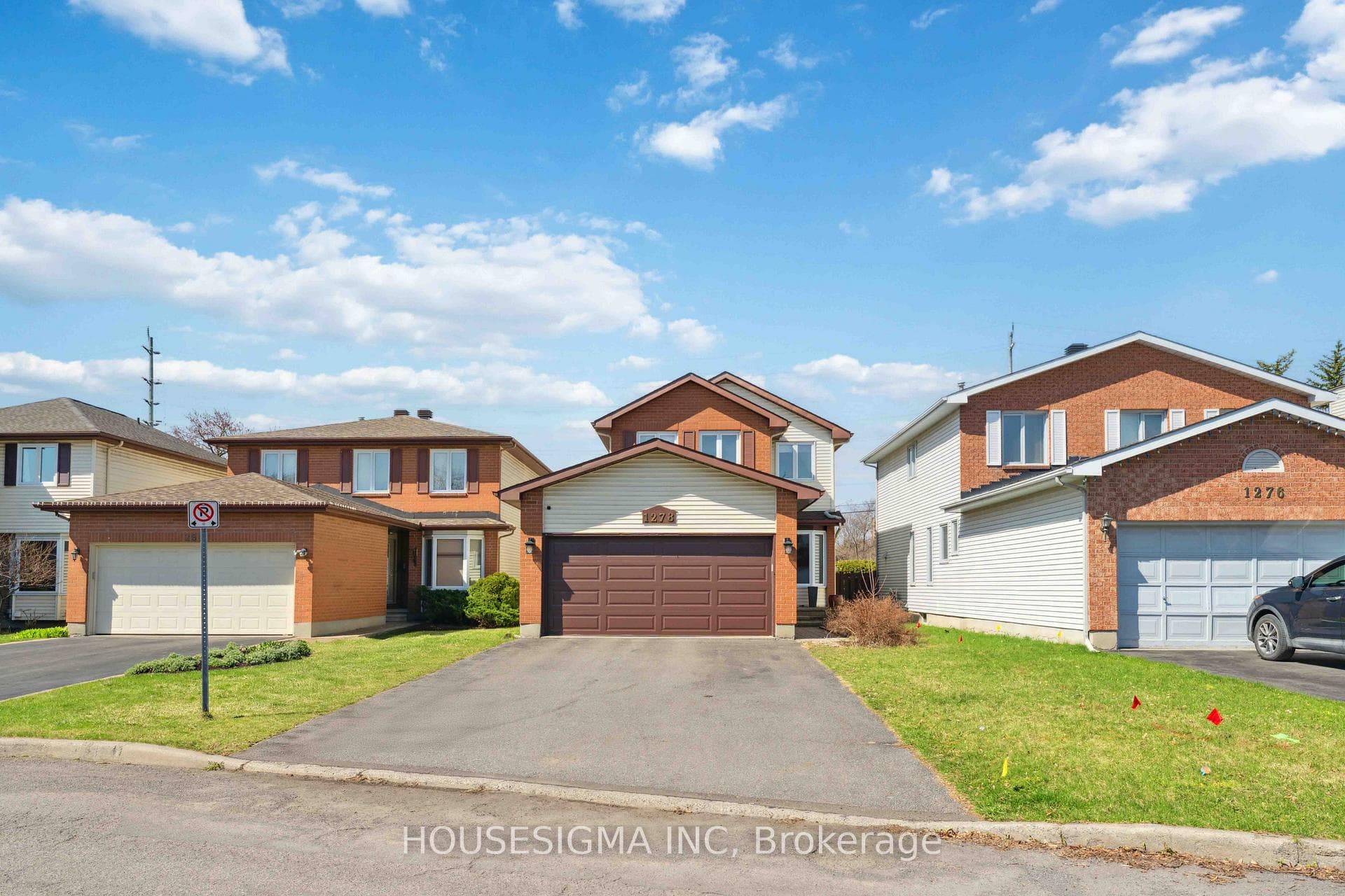 1278 Gregory Court, Beacon Hill North - South and Area, ON K1J 9B2 - Photo 1