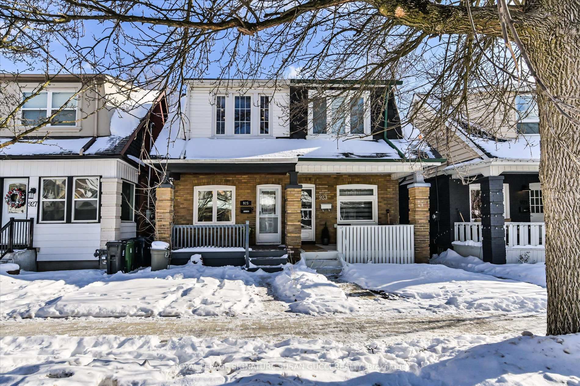 925 Greenwood Avenue, Danforth / East York, ON M4J 4C2 - Photo 1