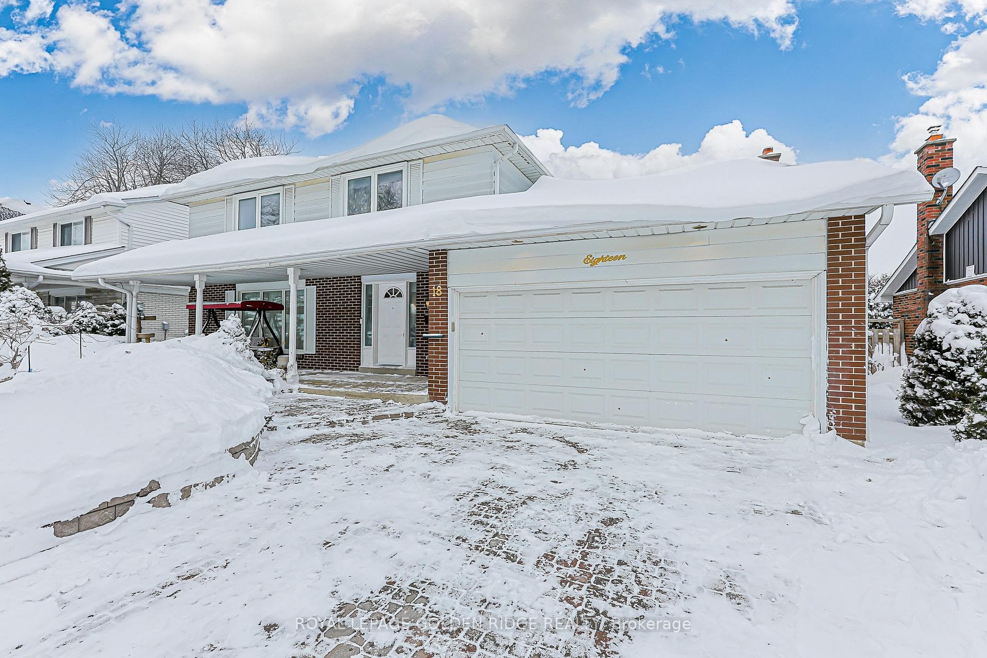 18 Deerpath Road, Don Mills / Parkwoods / Victoria Village, ON M3A 1R5 - Photo 1