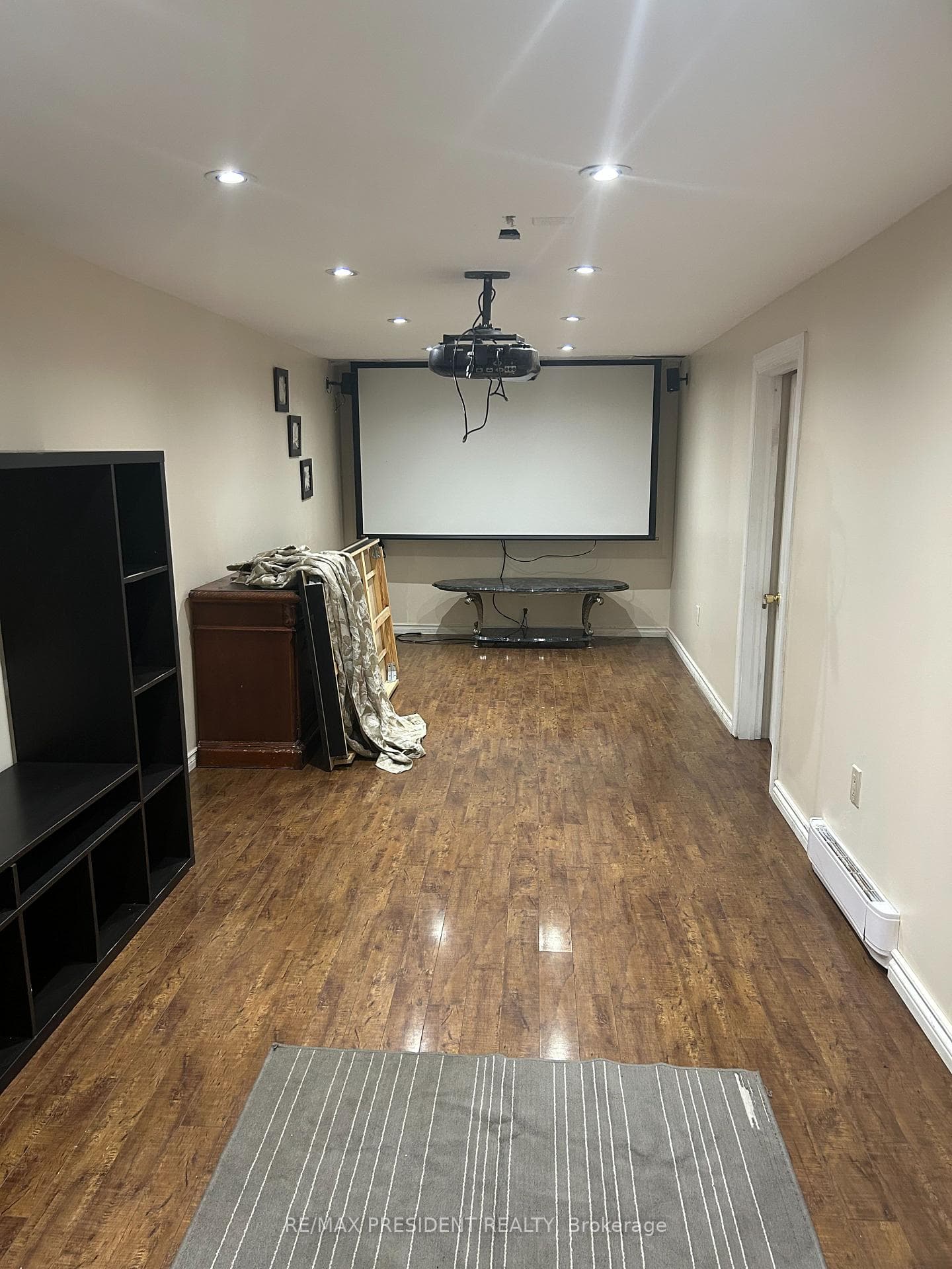 20 Seguin Court Unit Basement, Etobicoke (West Mall / Rexdale), ON M9V 2C5 - Photo 1