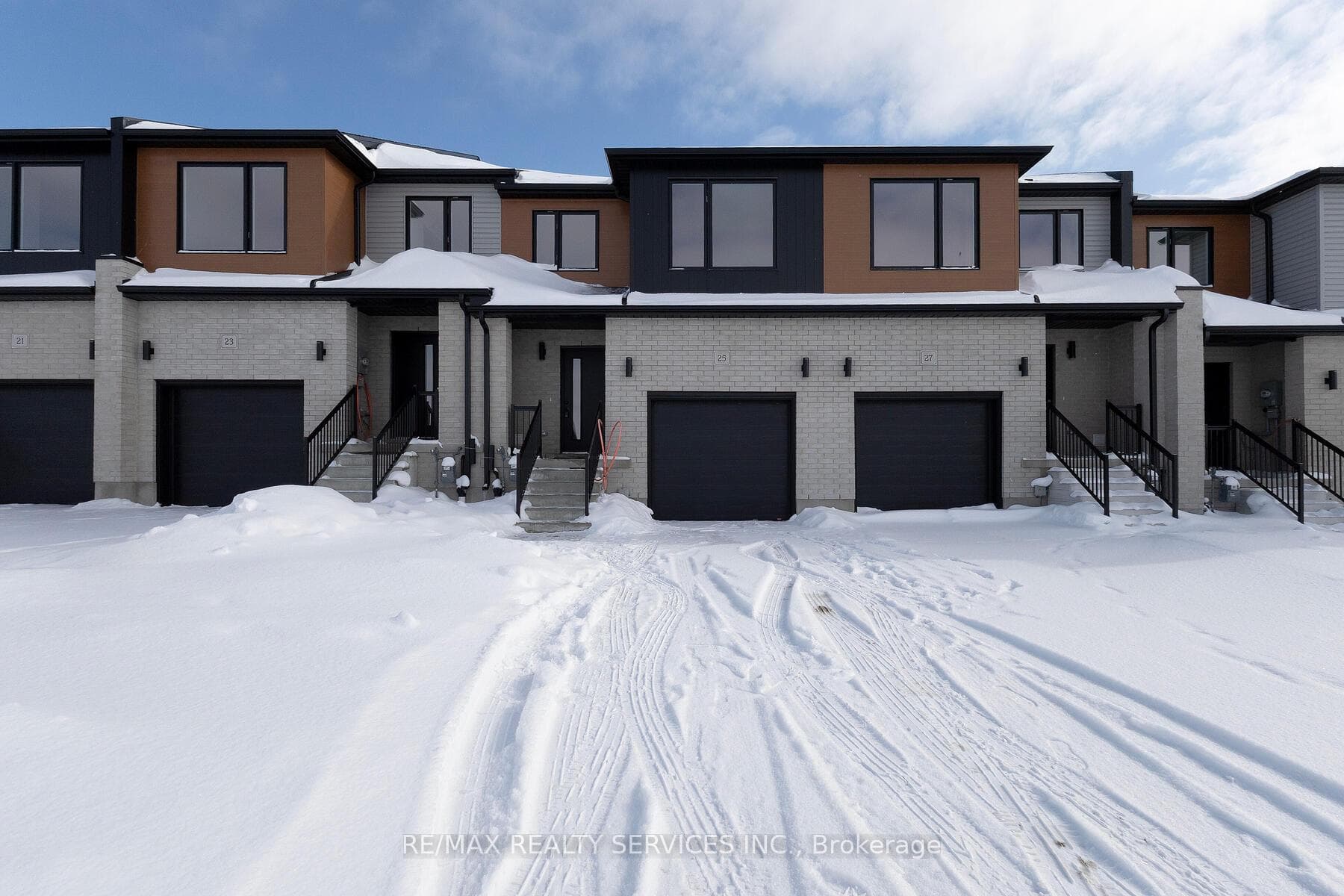 25 Becker Street, Stratford, ON N5A 0L2 - Photo 1