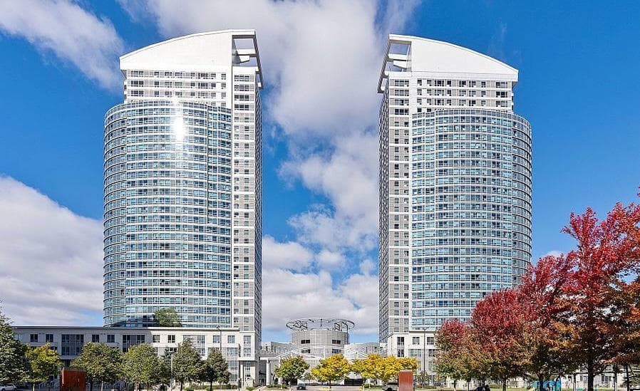 36 Lee Centre Drive Unit 3310, Scarborough (West Hill / Highland Creek), ON M1H 3K2 - Photo 1