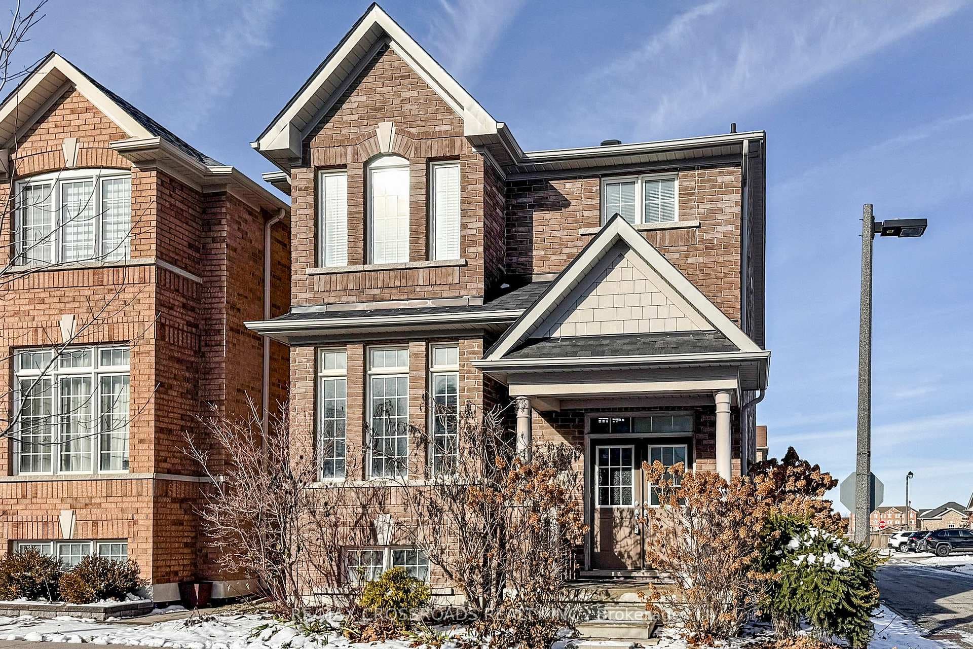 76 Rustle Woods Avenue, Markham, ON L6B 0V2 - Photo 1