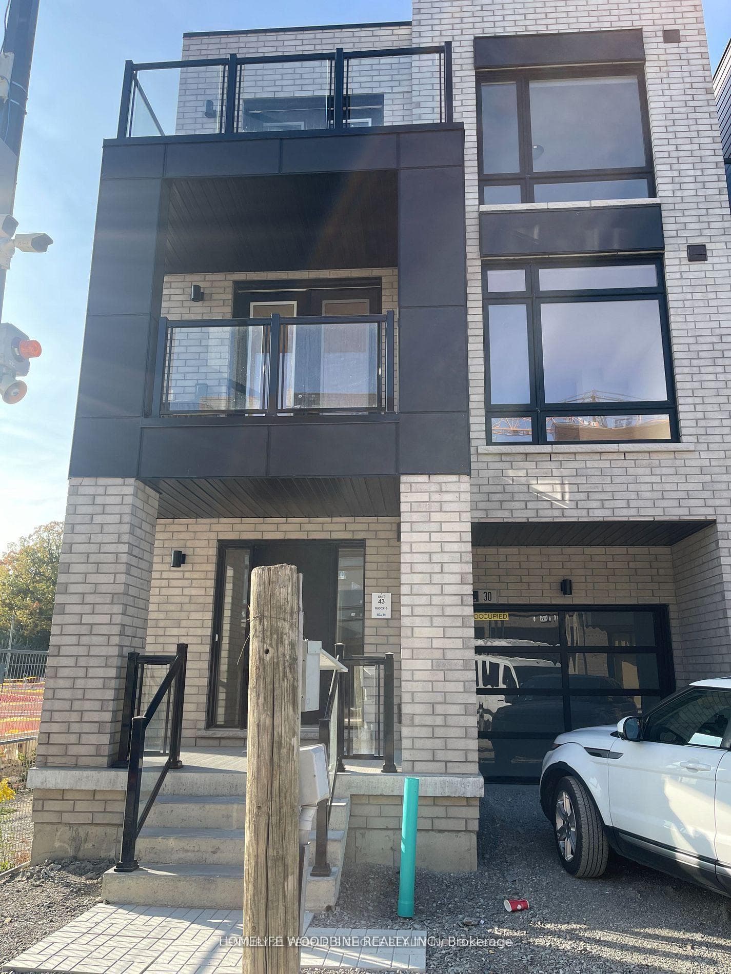 30 Chiffon Street Unit 43, Vaughan, ON L4L 1V8 - Photo 1