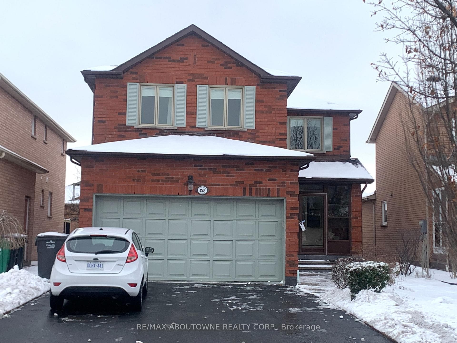4766 Wild Rose Street Unit (Upper), Mississauga, ON L5M 5M6 - Photo 1