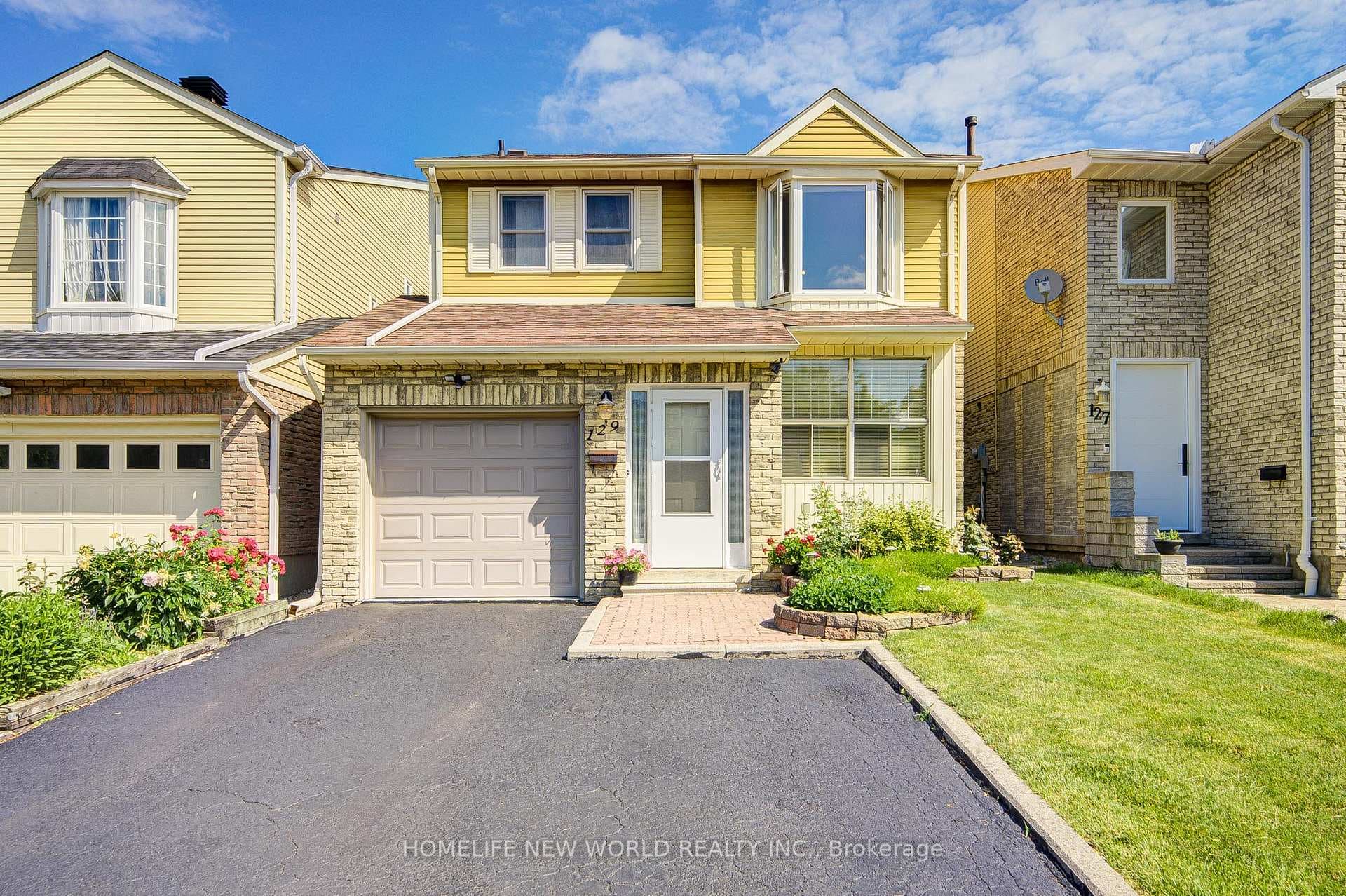 129 Sandyhook Square, Scarborough Village / Eglinton East, ON M1W 3N5 - Photo 1