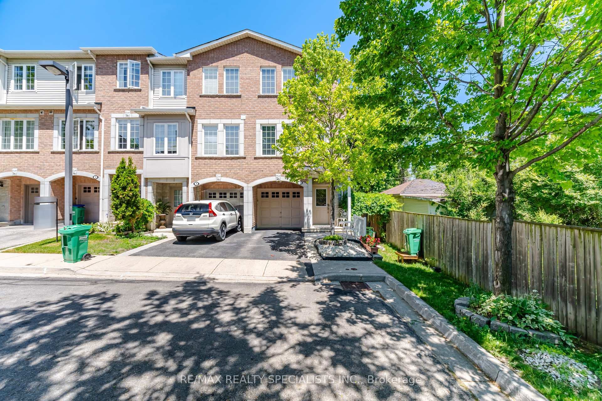 3071 Treadwells Drive Unit 1, Mississauga, ON L4X 1L5 - Photo 1