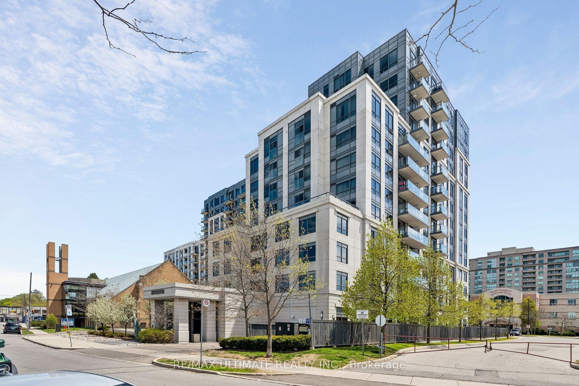 35 Saranac Boulevard Unit 308, Lawrence Park / Bedford Park, ON M6A 2G4 - Photo 1