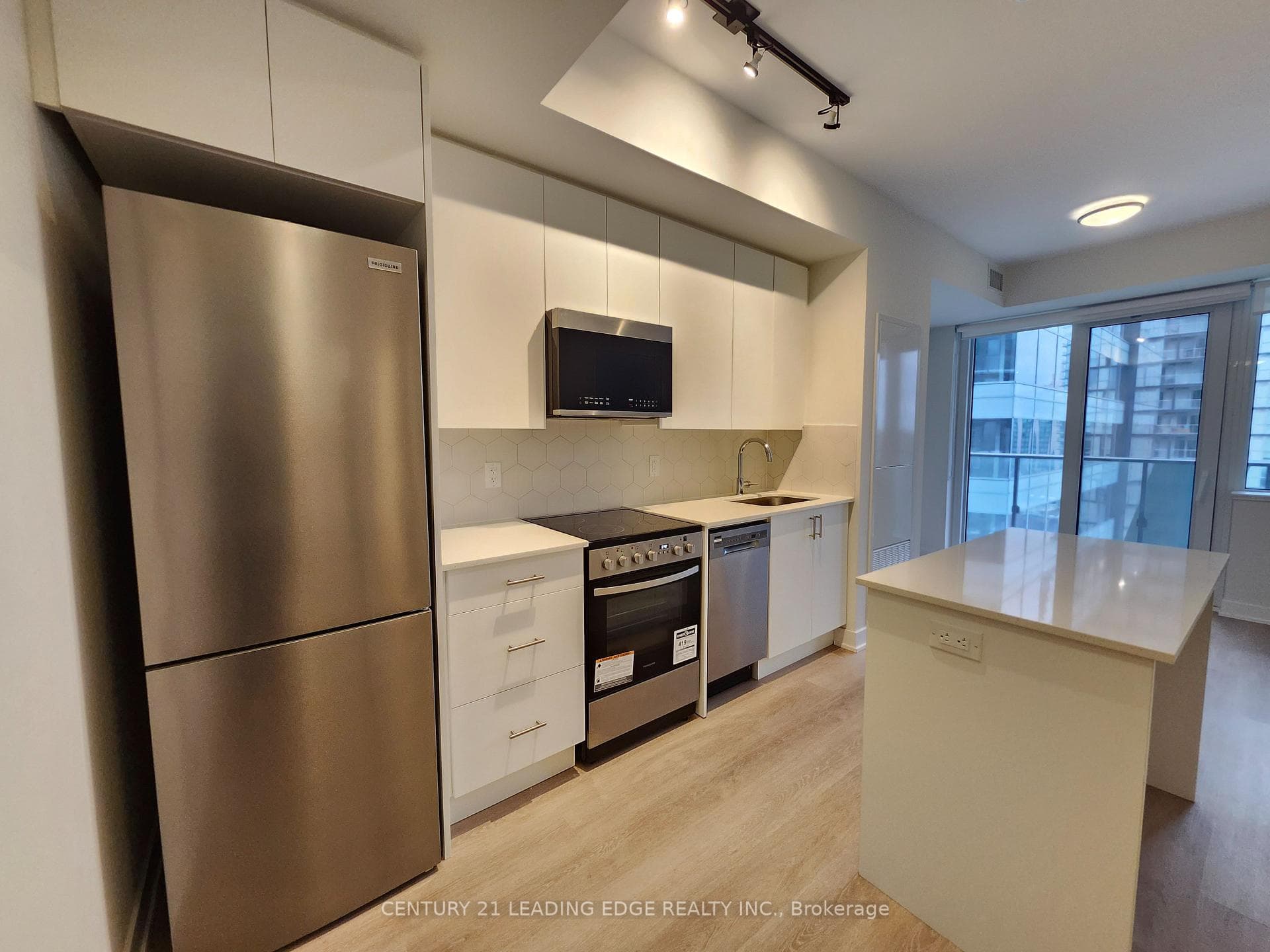 15 Ellierslie Avenue Unit 1004, Thornhill / Willowdale, ON M2N 0L7 - Photo 1