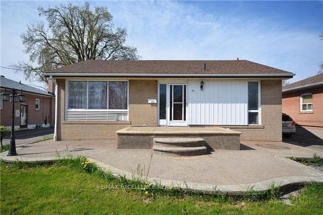 115 Mcmurchy Avenue, Brampton, ON L6Y 1Z1 - Photo 1
