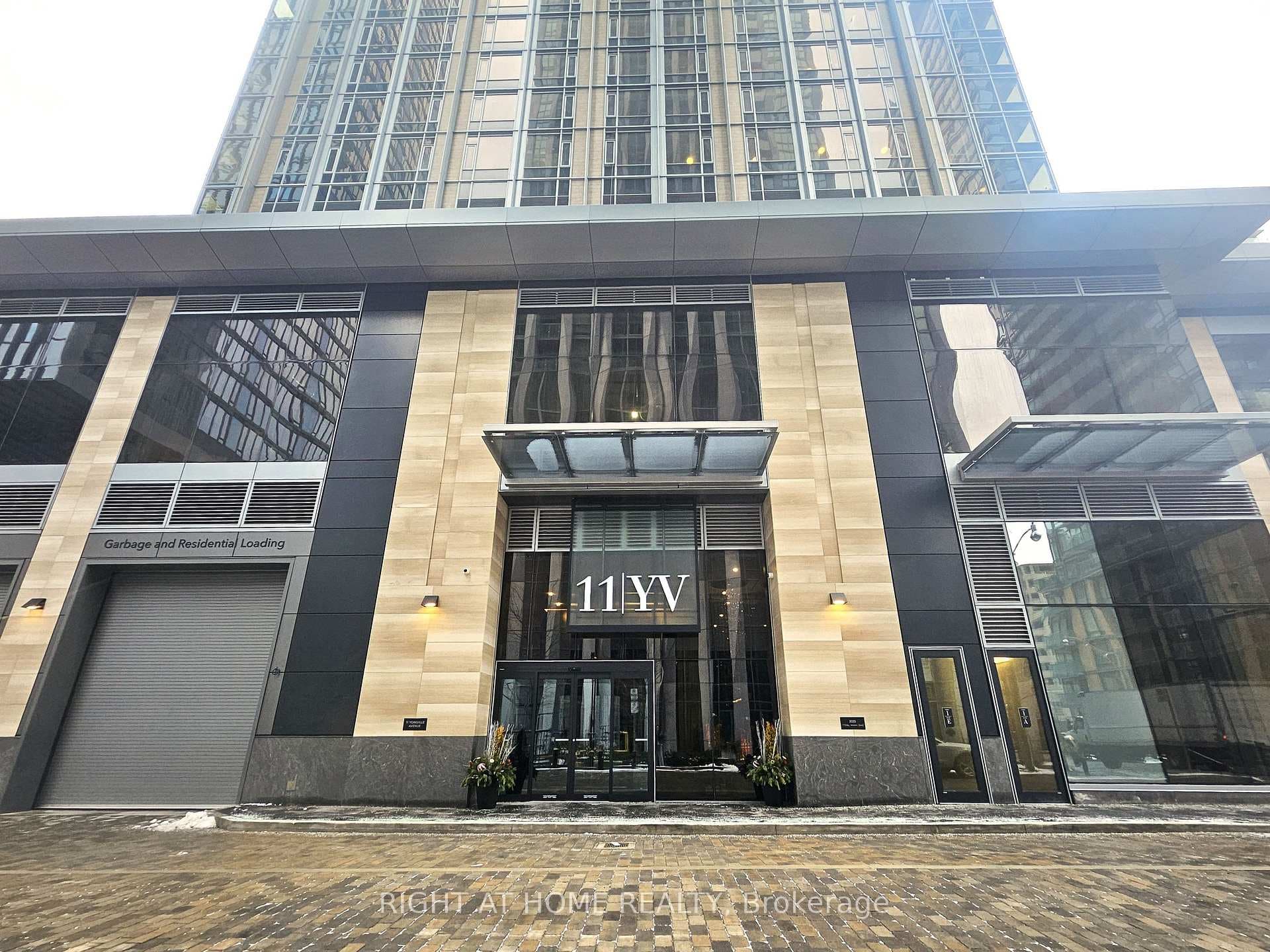 11 Yorkville Avenue Unit 1711, Annex / Yorkville / Summerhill, ON M4W 0B7 - Photo 1