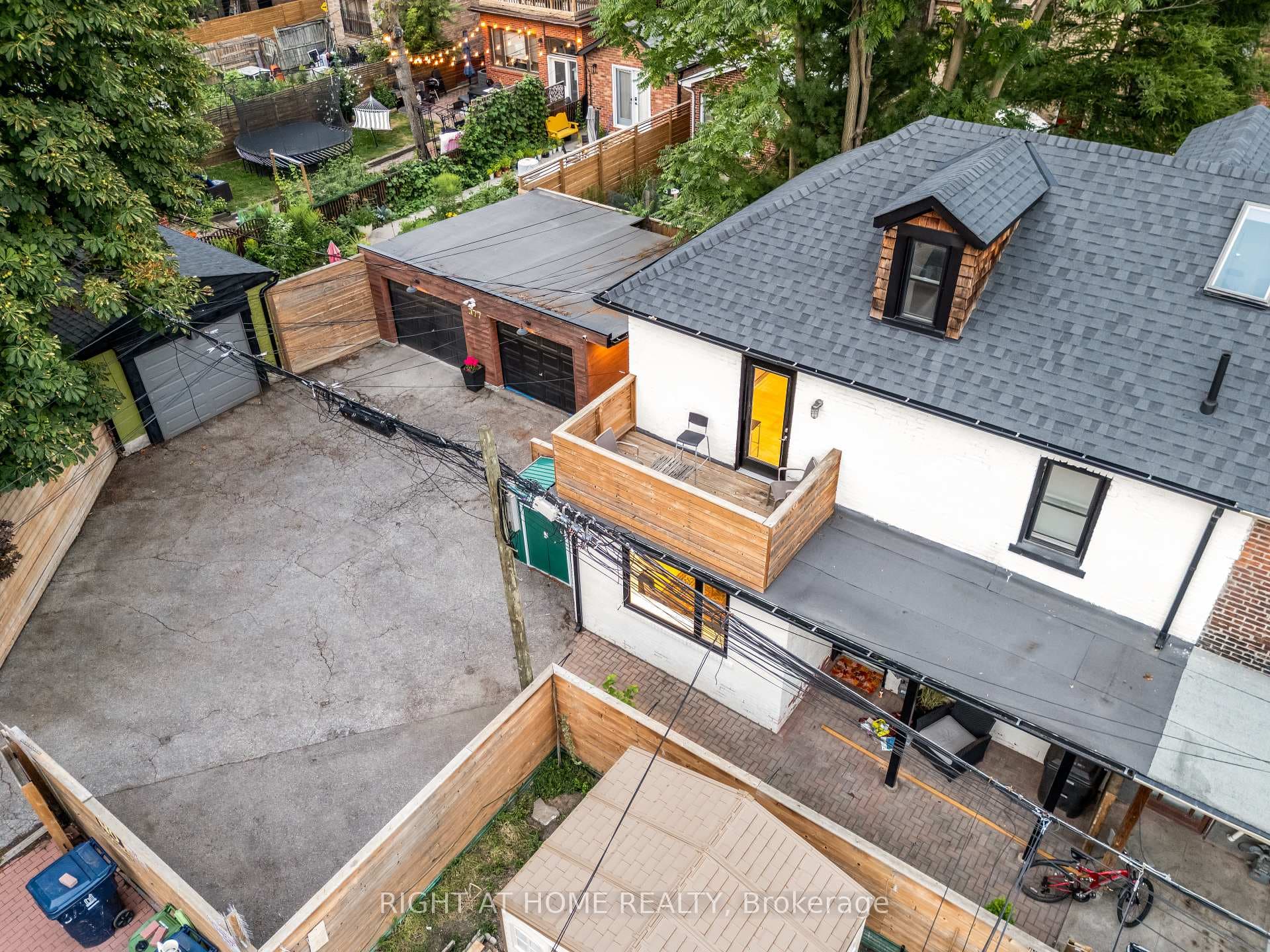 377 Lansdowne Avenue, Downtown Toronto / Waterfront, ON M6H 3Y2 - Photo 1