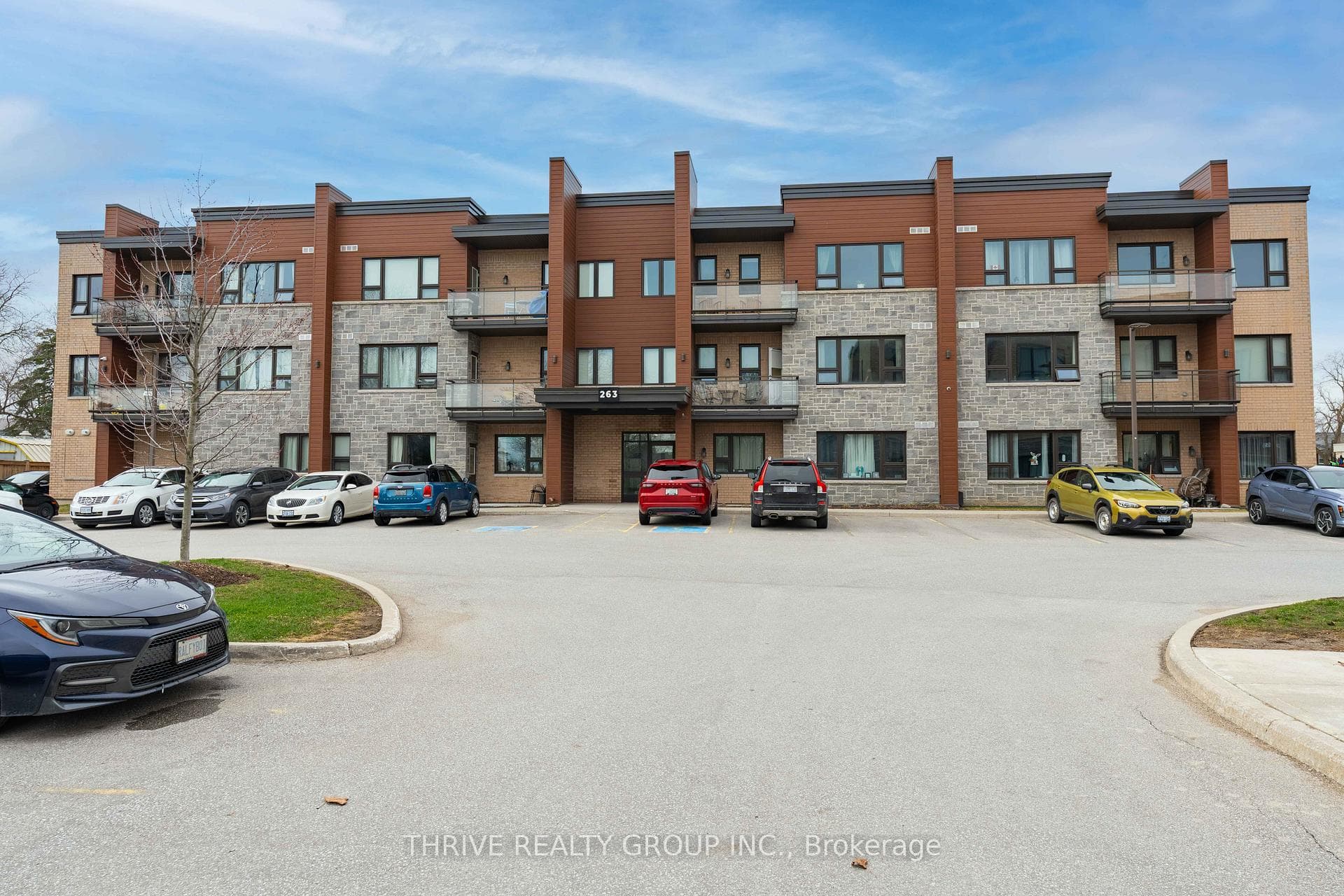 263 Butler Street Unit 303, Lucan Biddulph