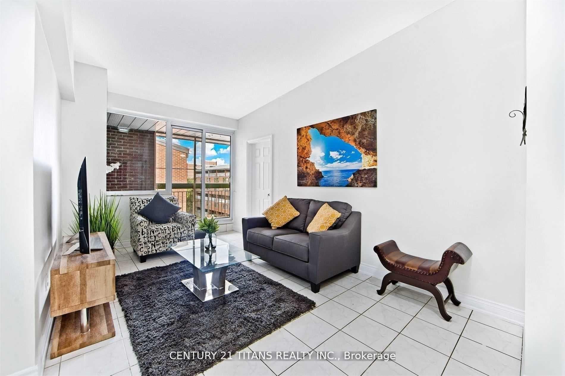 4064 Lawrence Avenue Unit #510, Rouge / Port Union / Malvern, ON M1E 4V6 - Photo 1