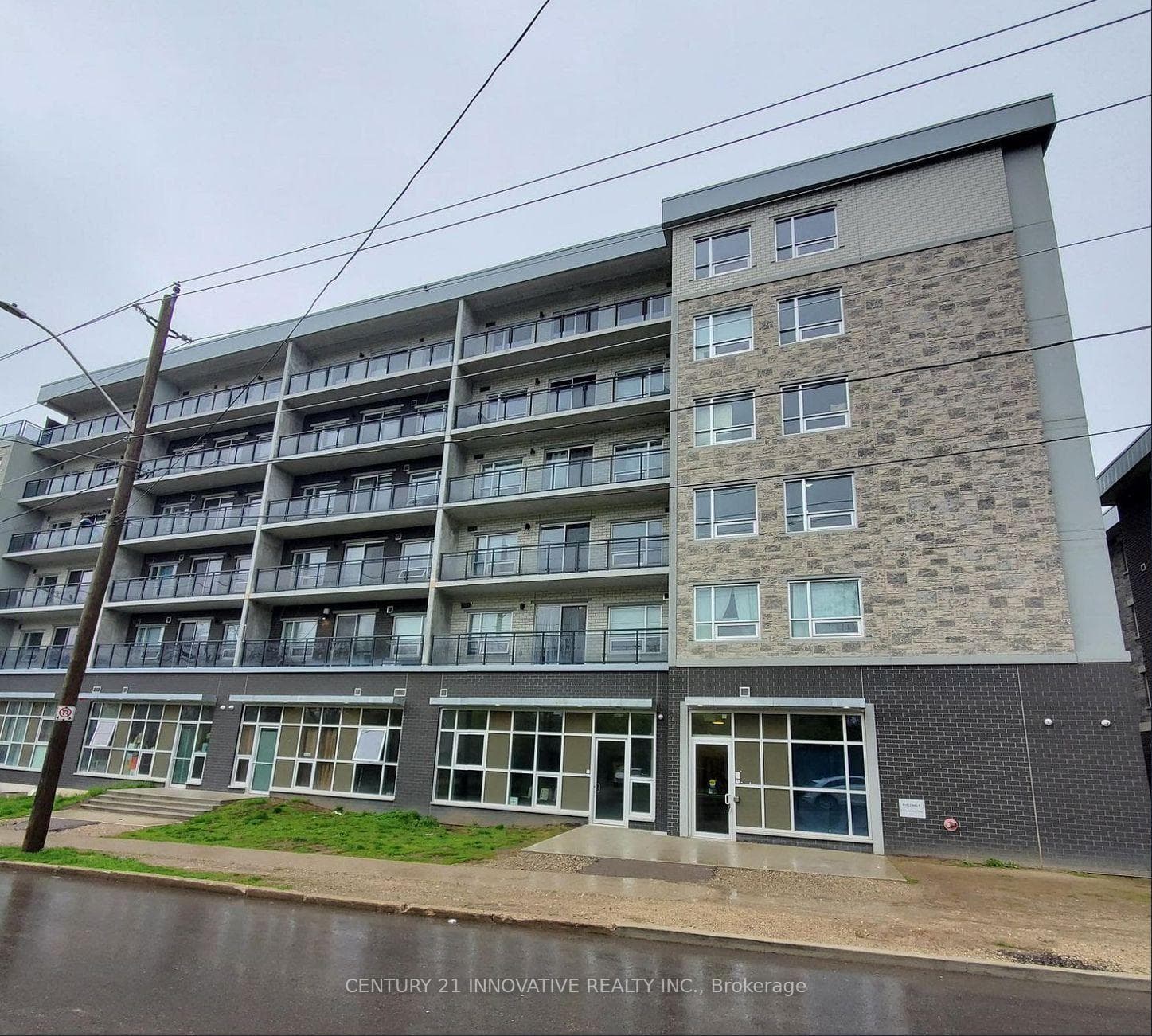 275 Larch Street Unit F415, Waterloo, ON N2L 3R2 - Photo 1