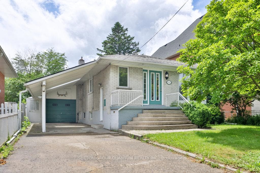 1322 Northmount Avenue, Mississauga