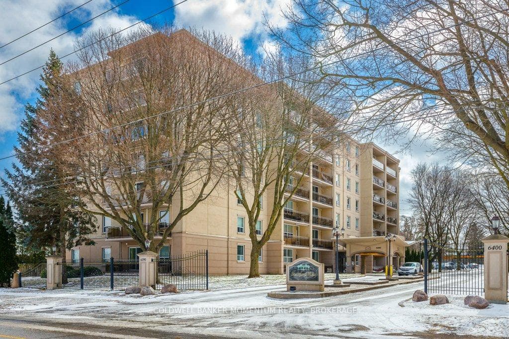 6390 Huggins Street Unit 201, Niagara Falls, ON L2J 1H1 - Photo 1