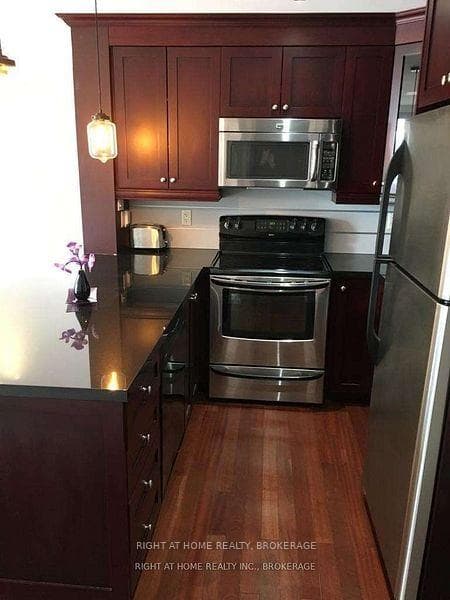 33 Harbour Square Unit 1822, Toronto C01