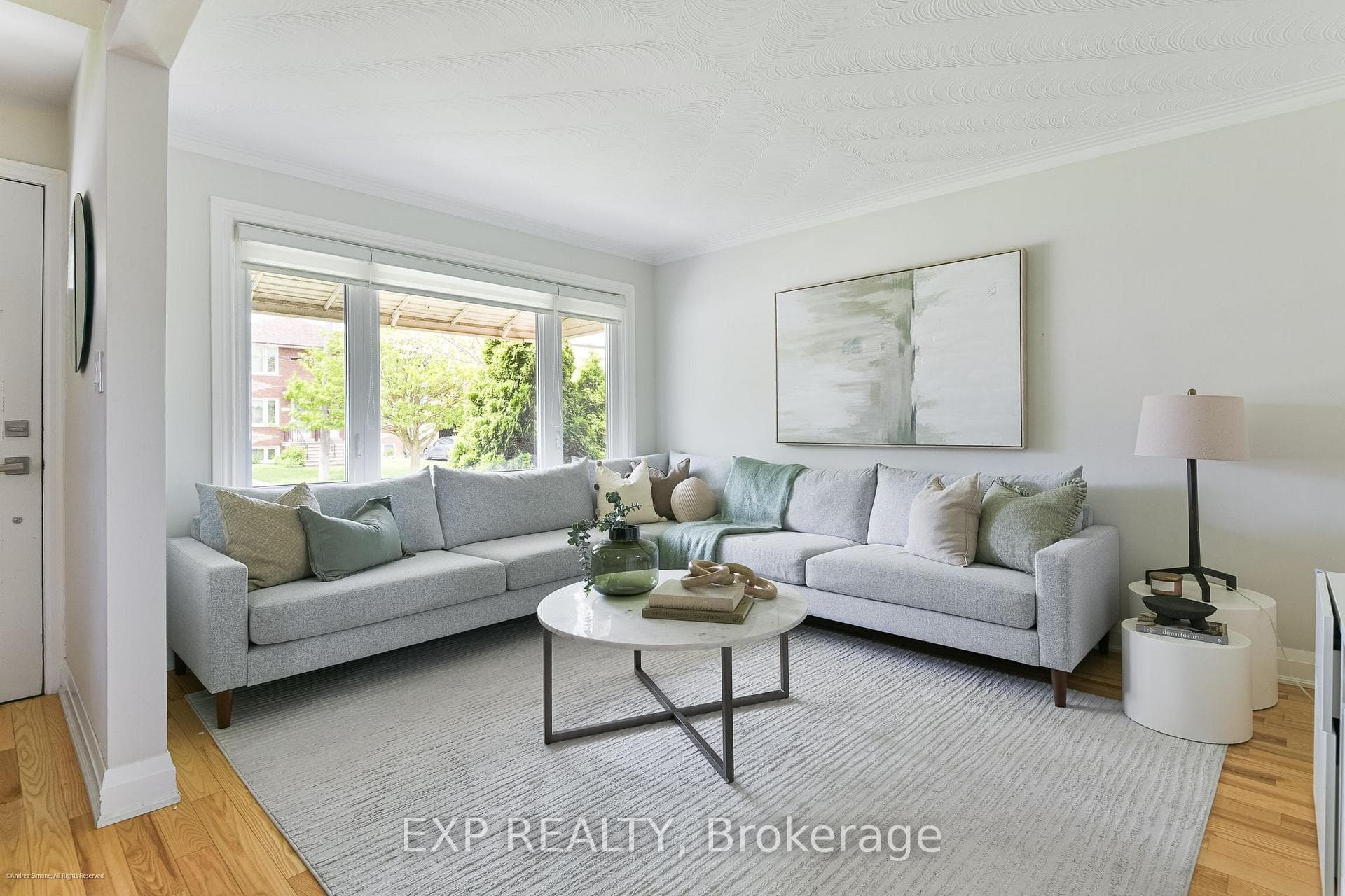 125 Treeview Drive, Liberty Village / Parkdale / South Parkdale, ON M8W 4C4 - Photo 1