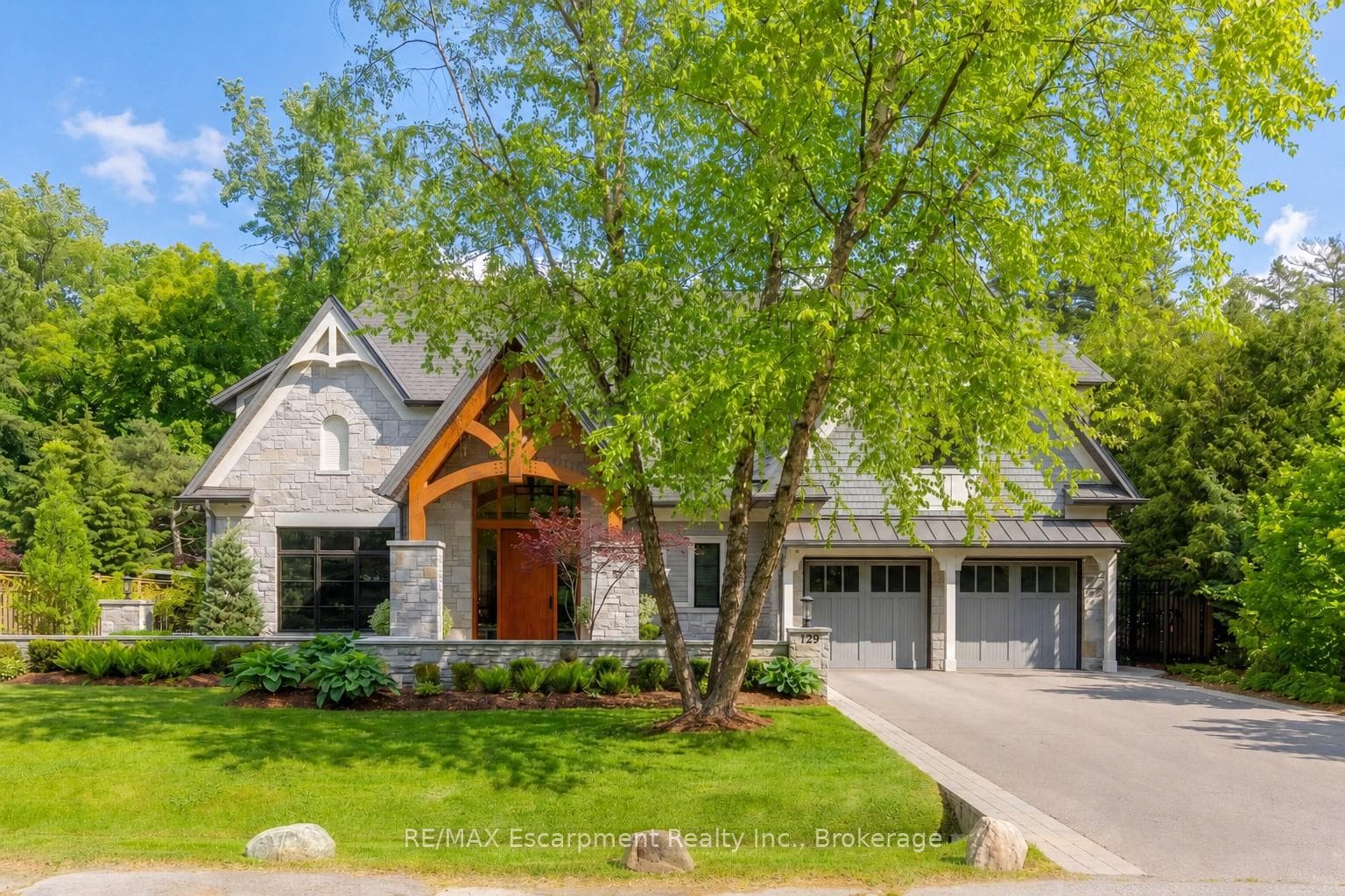 129 WOLFDALE Avenue, Oakville, ON L6L 4R9 - Photo 1