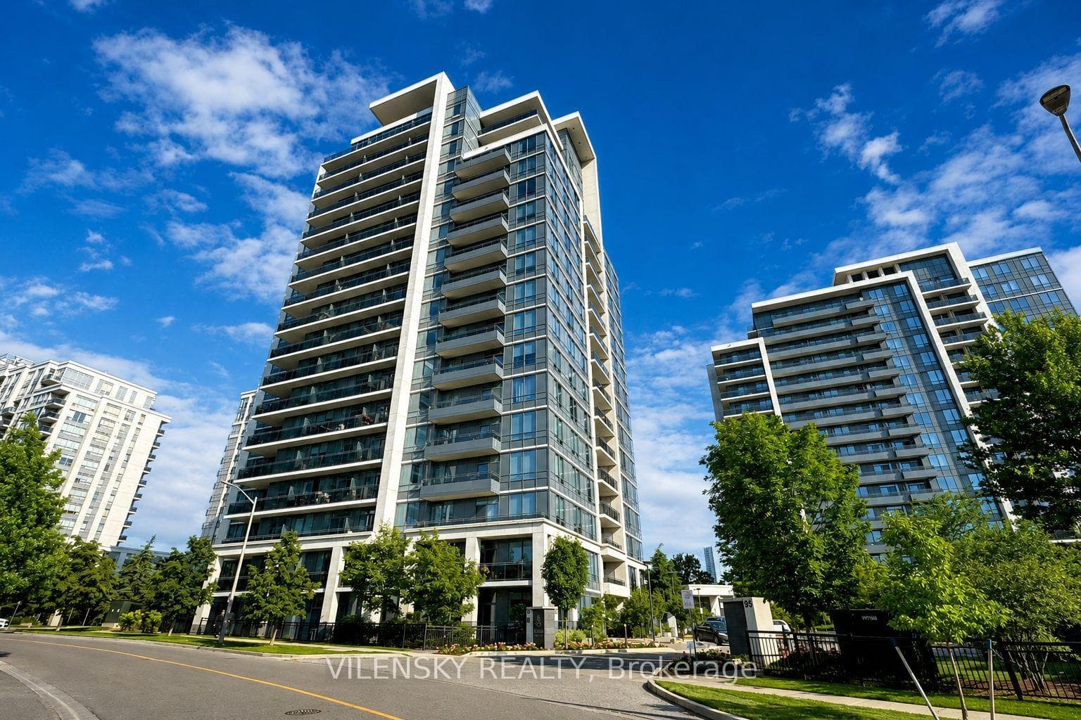 75 North Park Road Unit 1202, Vaughan, ON L4J 0H8 - Photo 1
