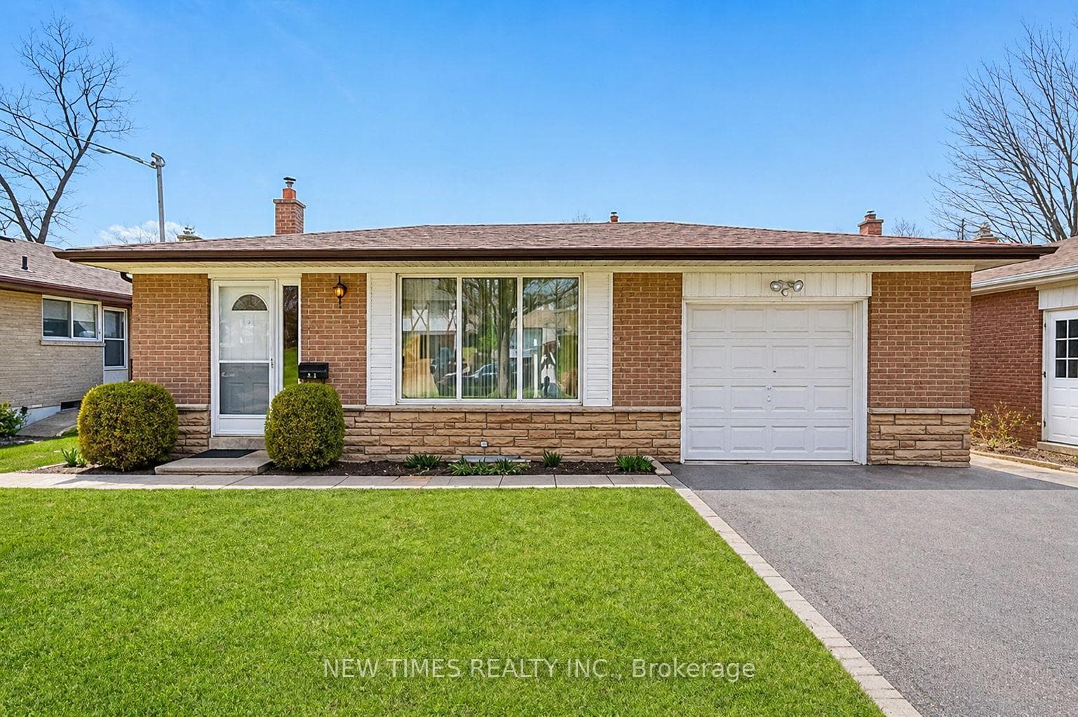 52 Lehar Crescent, Toronto C15