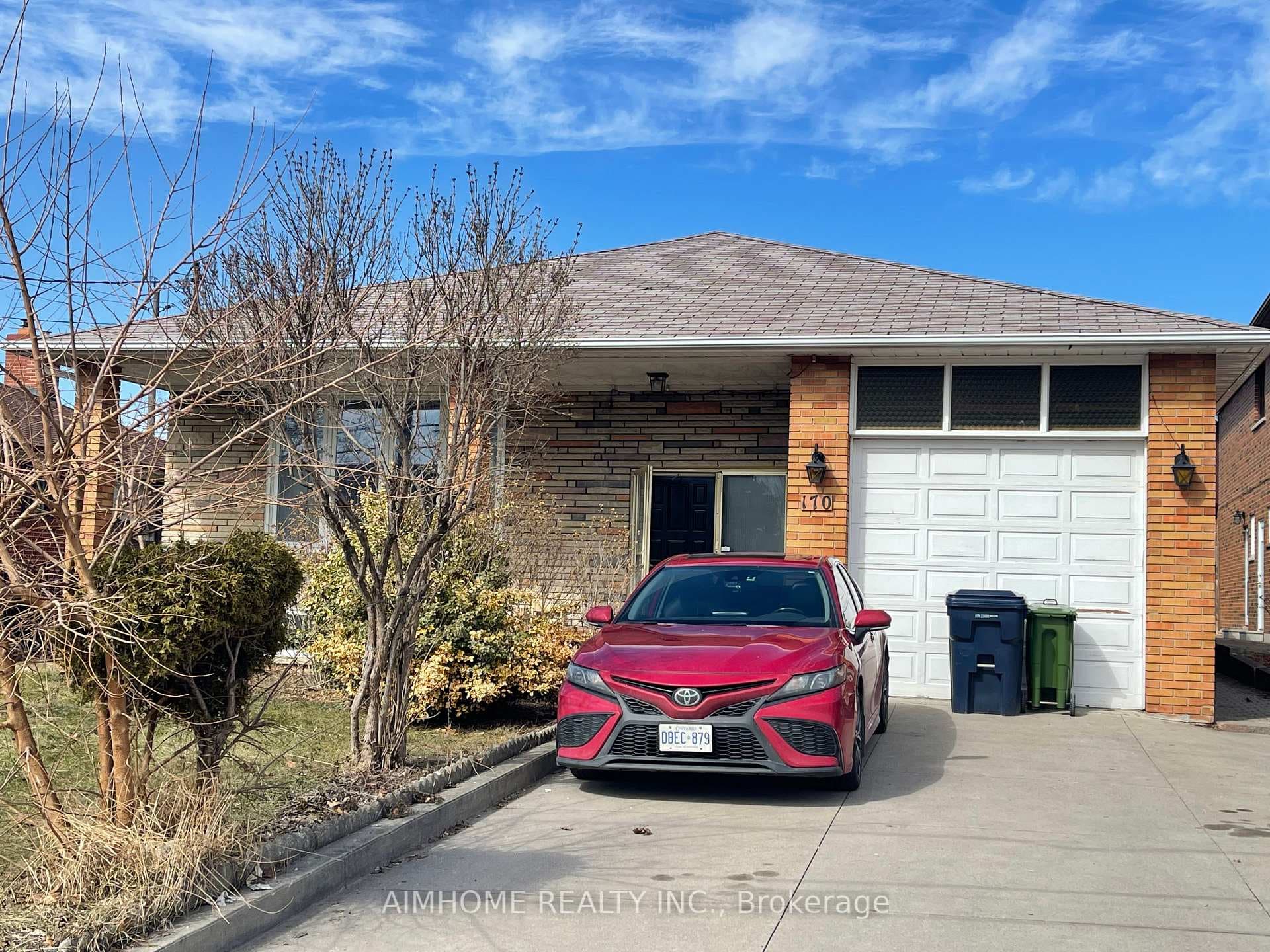 170 Gracefield Avenue, York / Weston, ON M6L 1L5 - Photo 1
